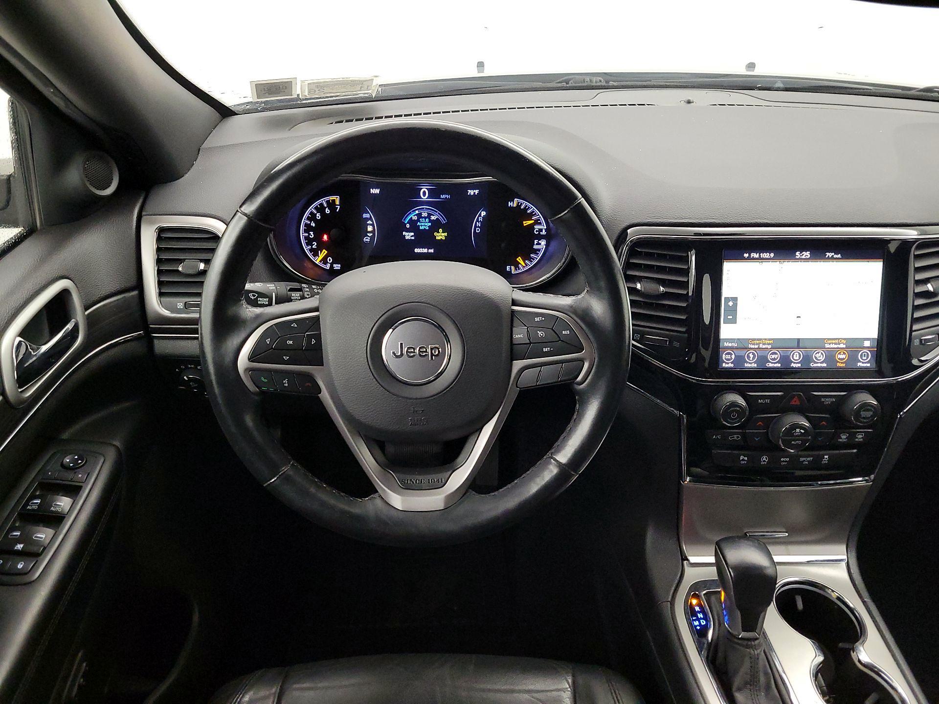 Thumbnail: 2019 Jeep Grand Cherokee - 10