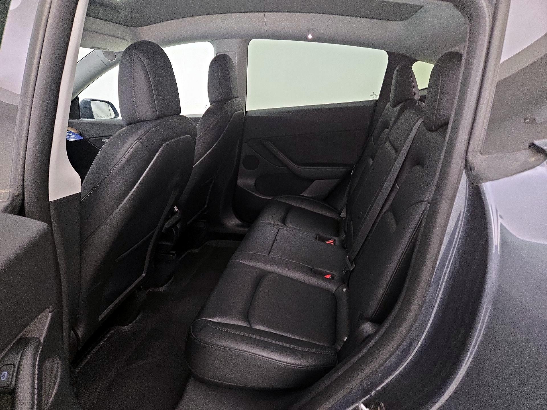 Thumbnail: 2022 Tesla Model Y - 18