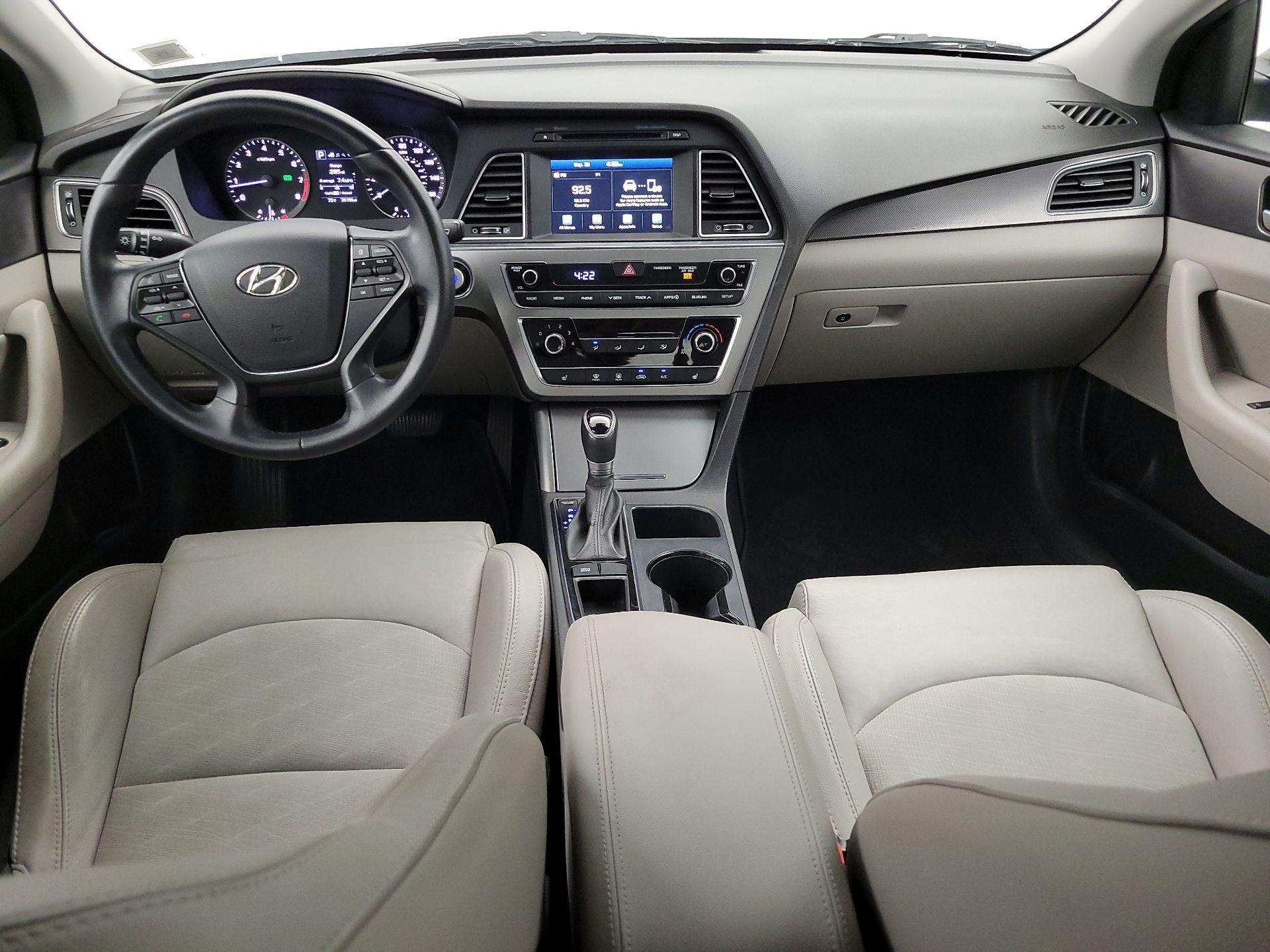 Thumbnail: 2016 Hyundai Sonata - 9