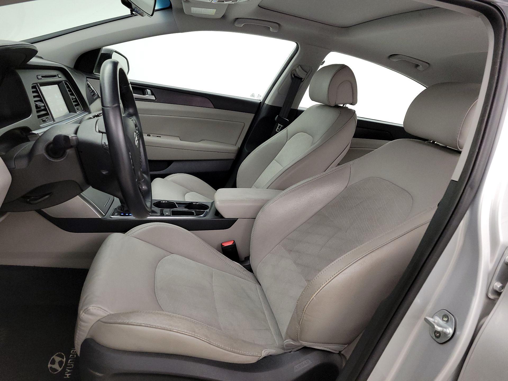 Thumbnail: 2016 Hyundai Sonata - 11