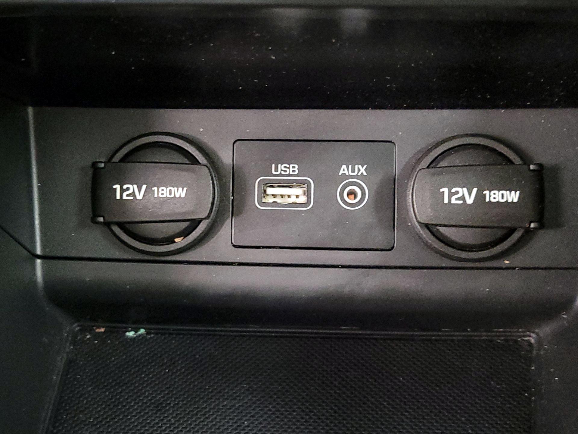 Thumbnail: 2016 Hyundai Sonata - 18