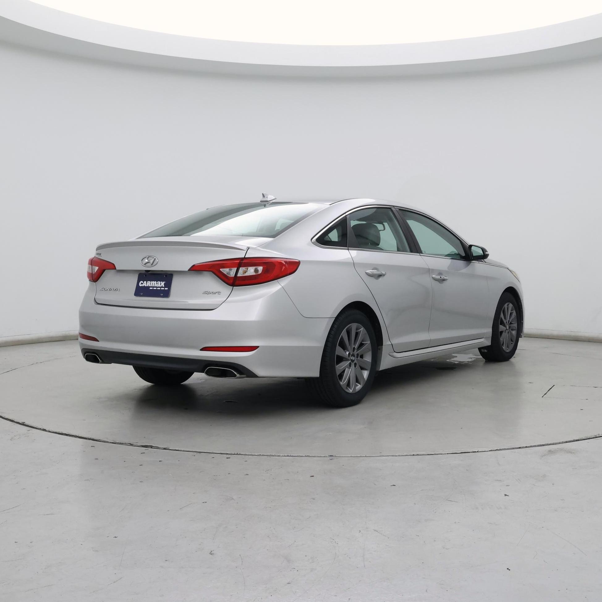 Thumbnail: 2016 Hyundai Sonata - 8
