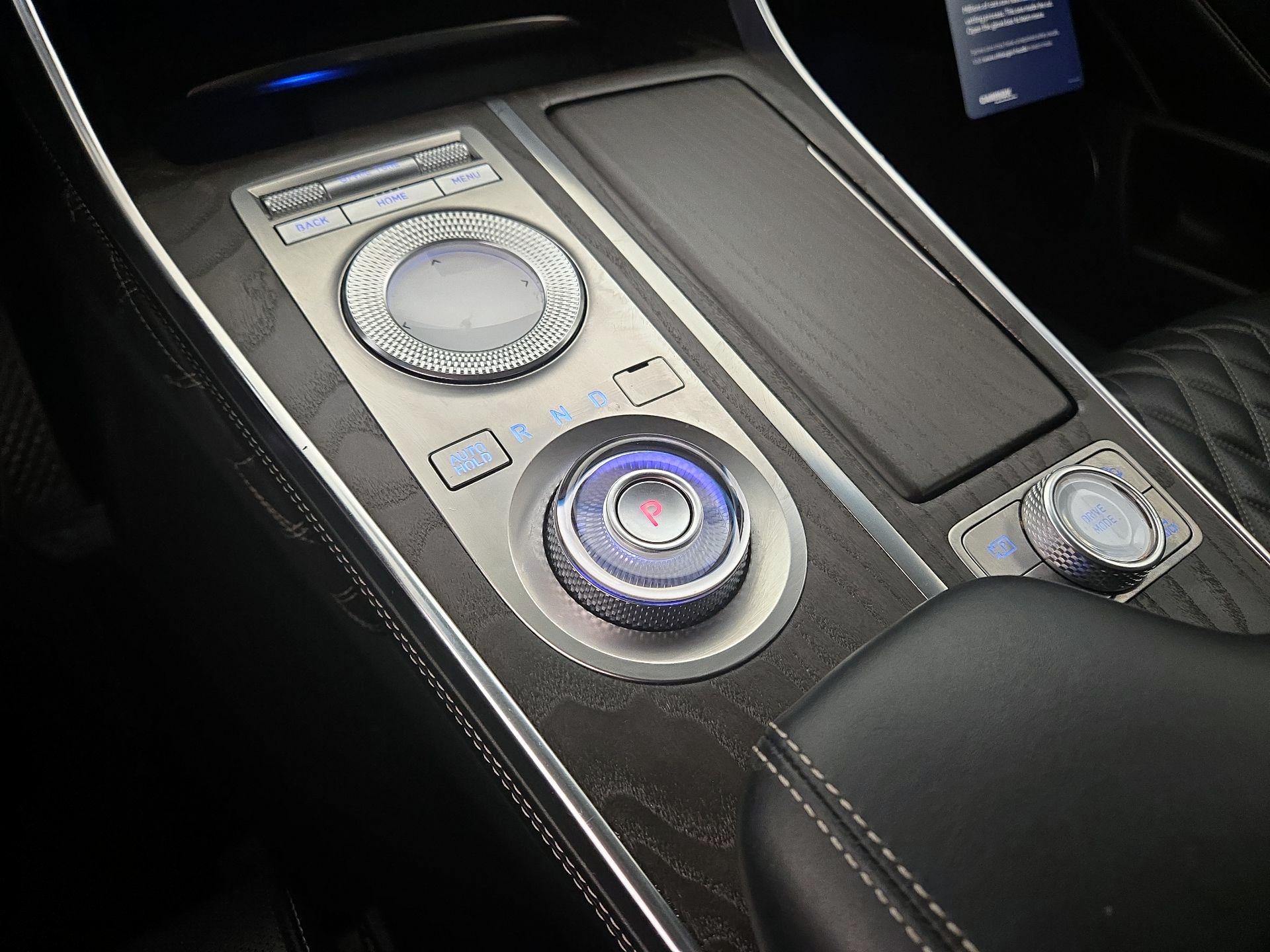 Thumbnail: 2022 Genesis GV80 - 17