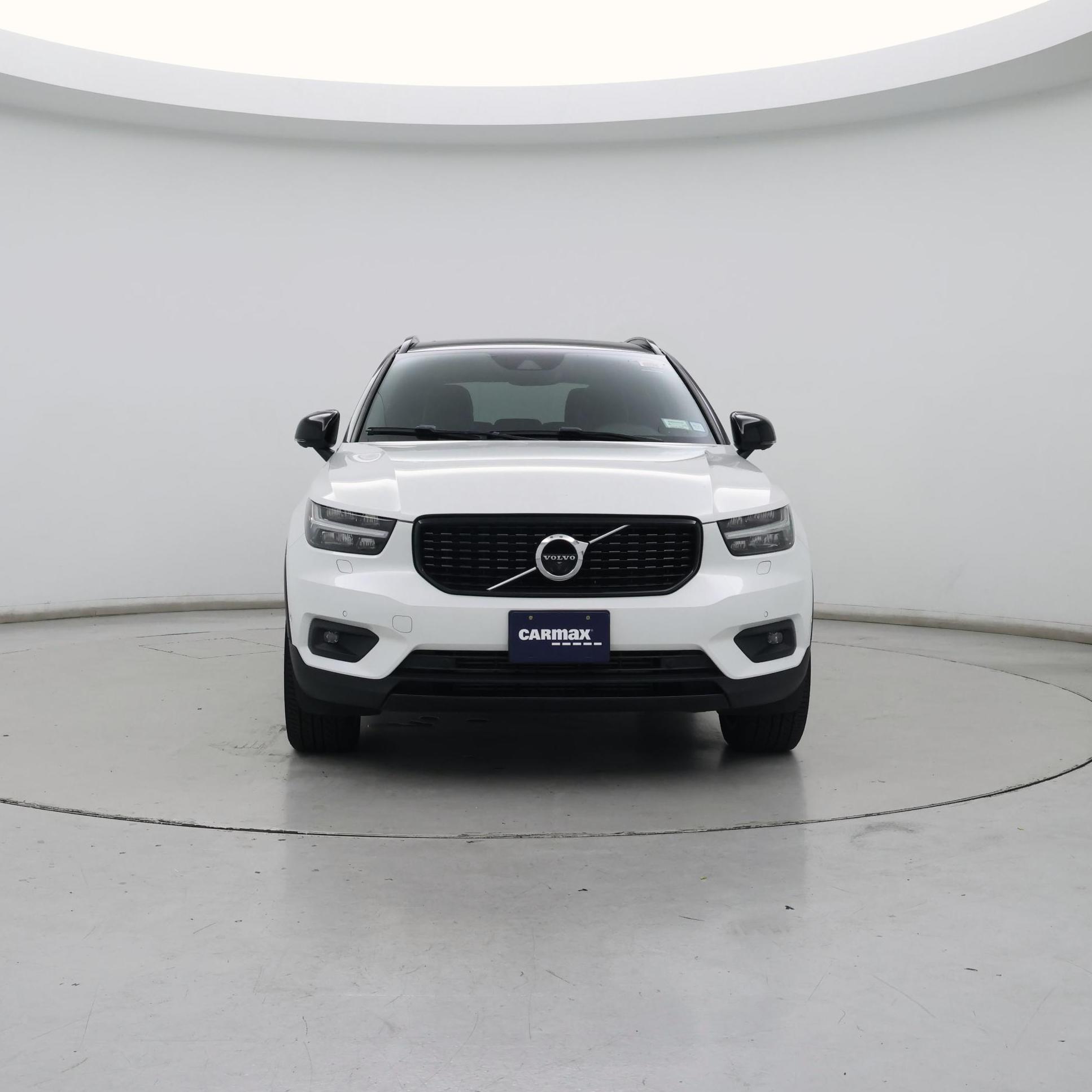 Thumbnail: 2019 Volvo XC40 - 5