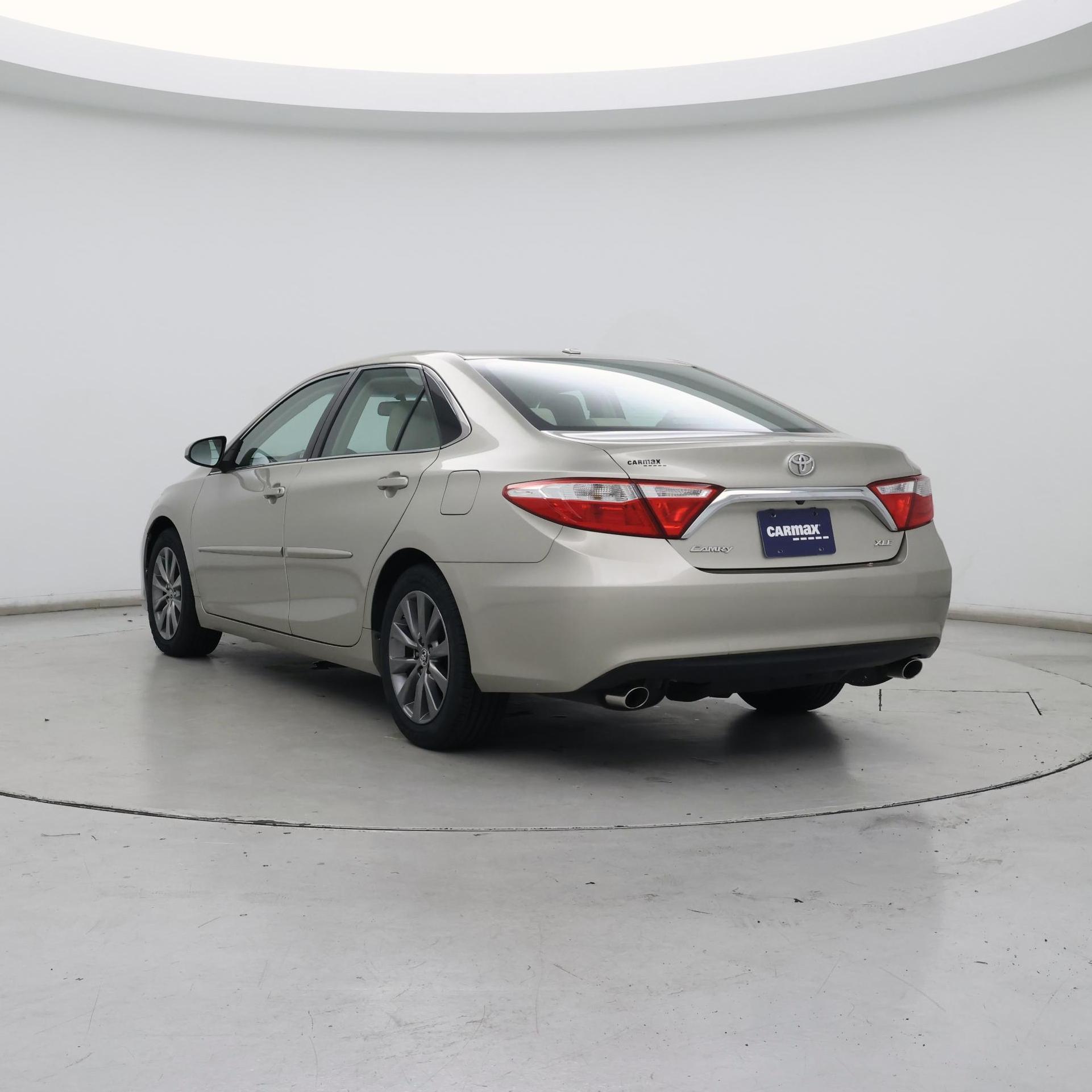 Thumbnail: 2015 Toyota Camry - 2