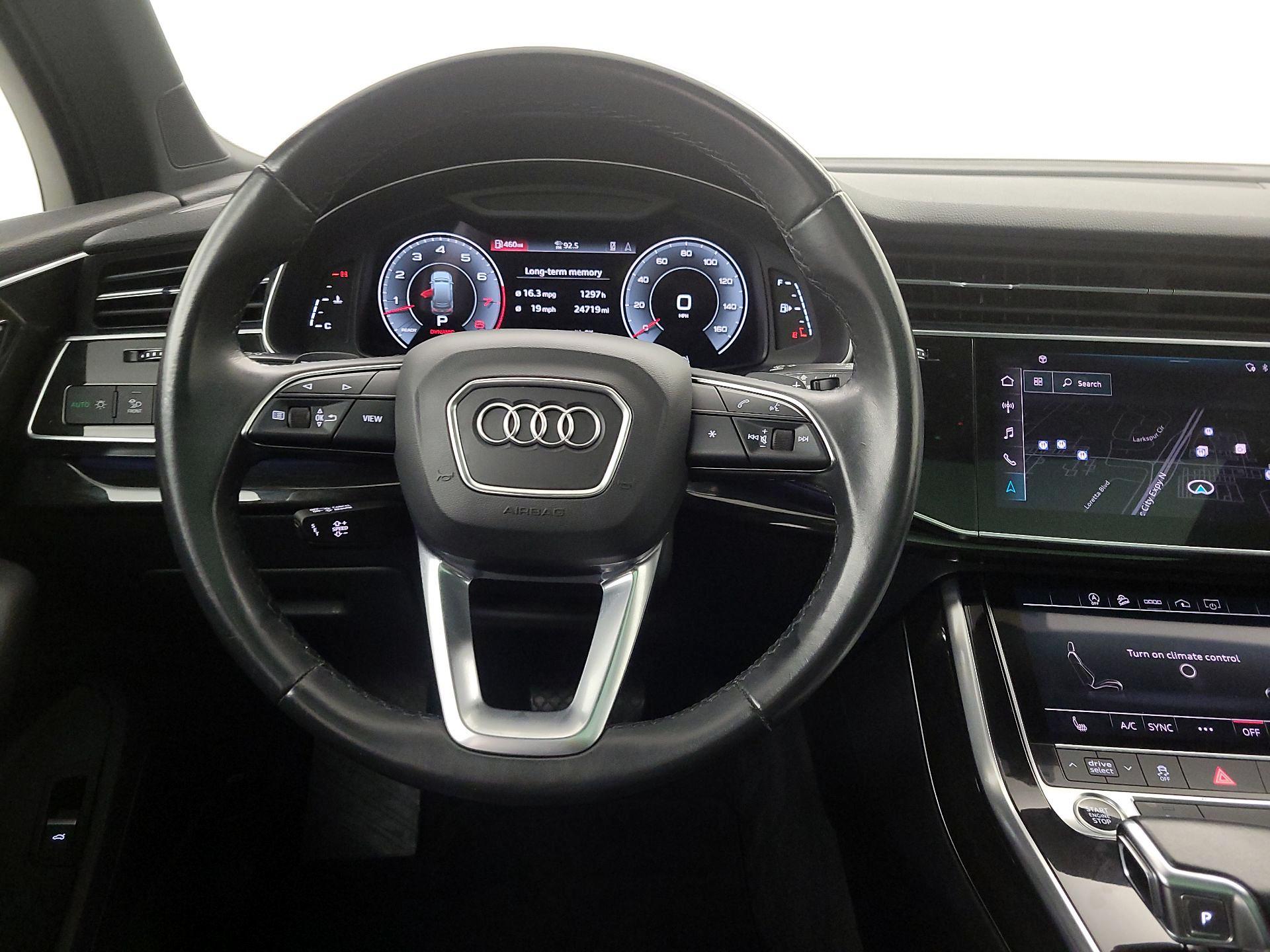 Thumbnail: 2021 Audi Q7 - 10