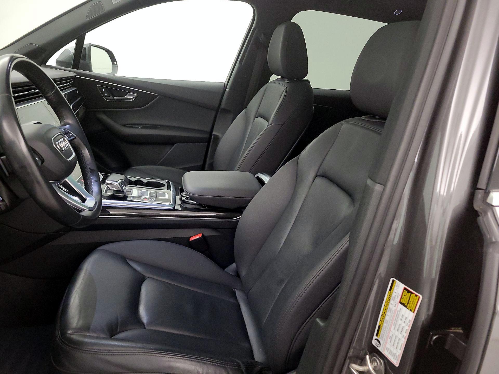 Thumbnail: 2021 Audi Q7 - 11