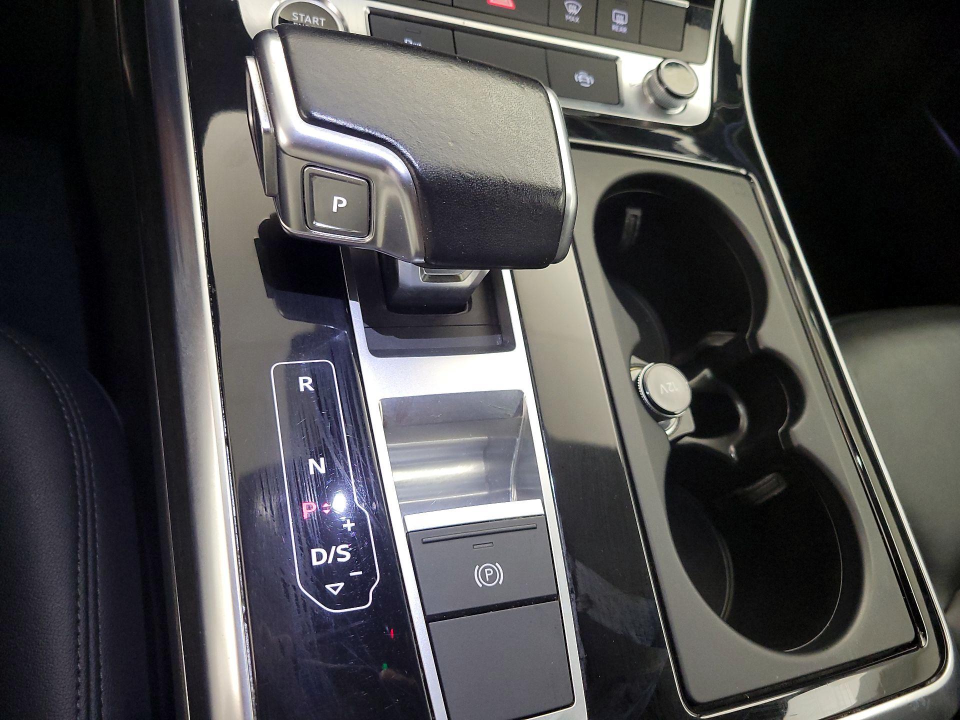 Thumbnail: 2021 Audi Q7 - 18