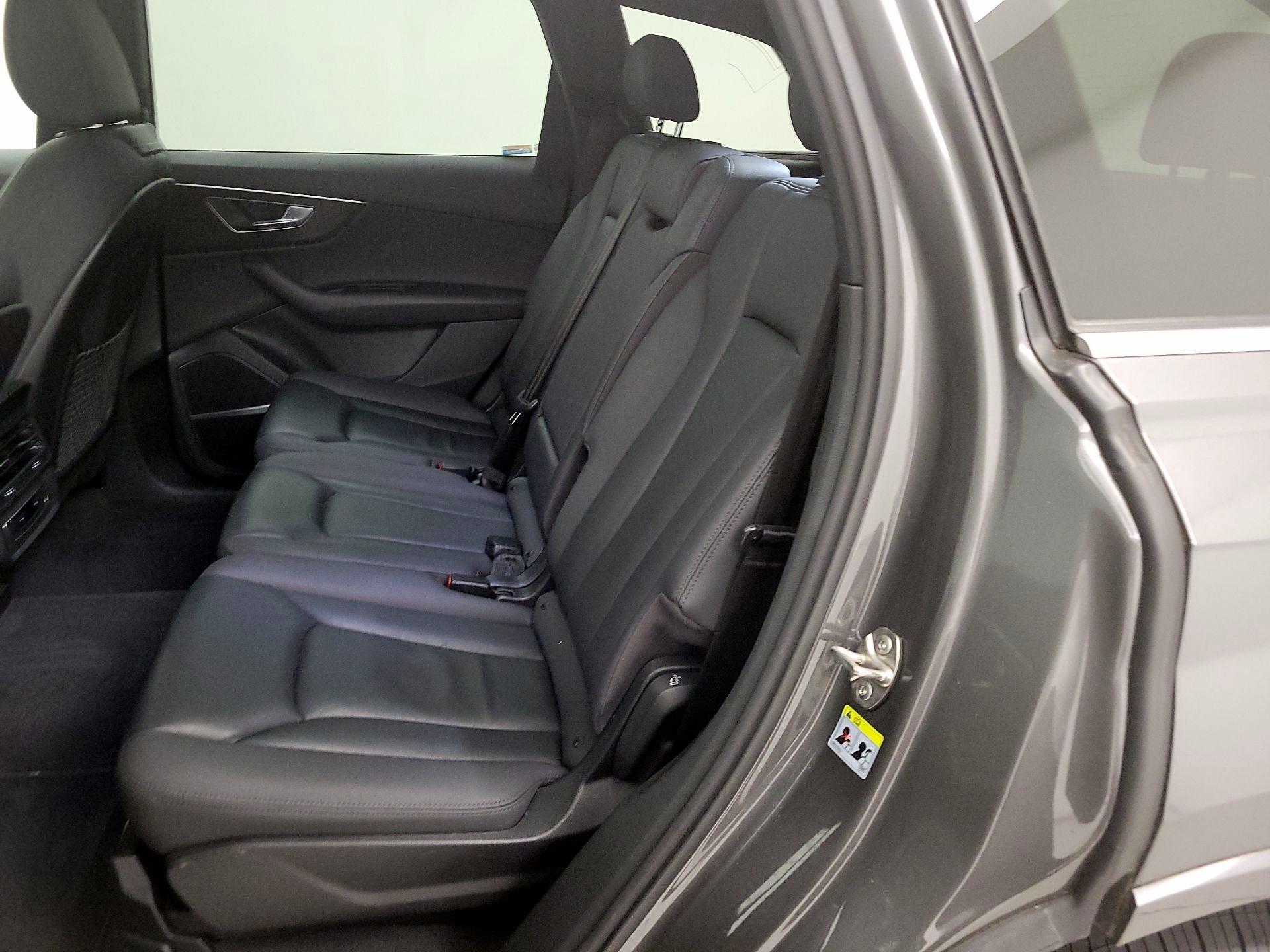 Thumbnail: 2021 Audi Q7 - 20