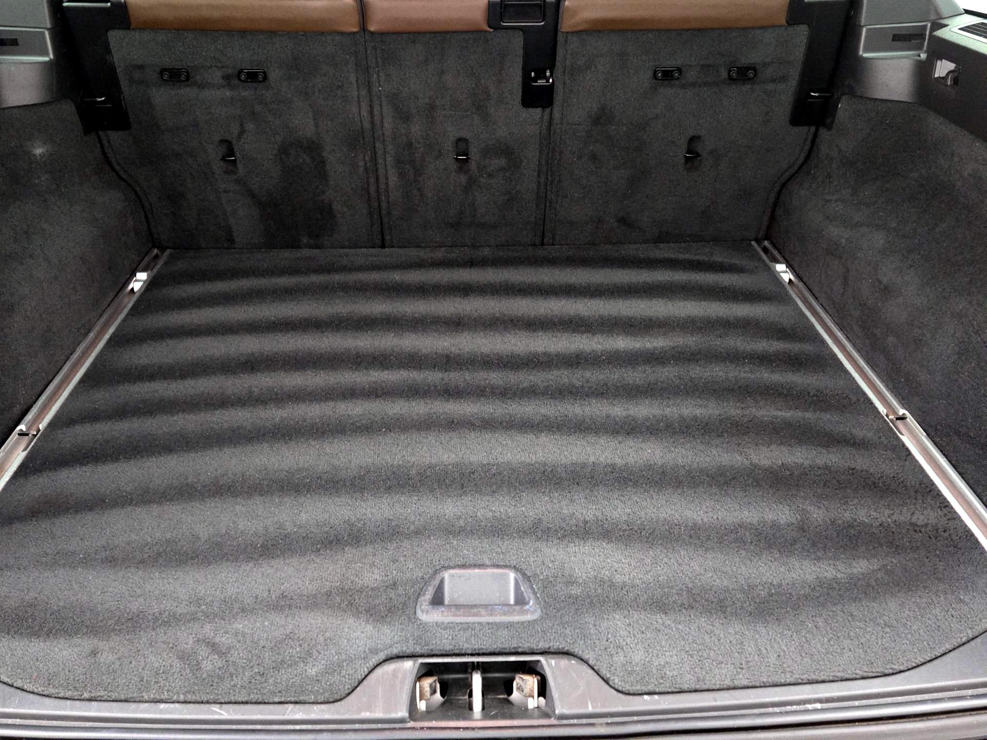 Thumbnail: 2016 Volvo XC70 - 17