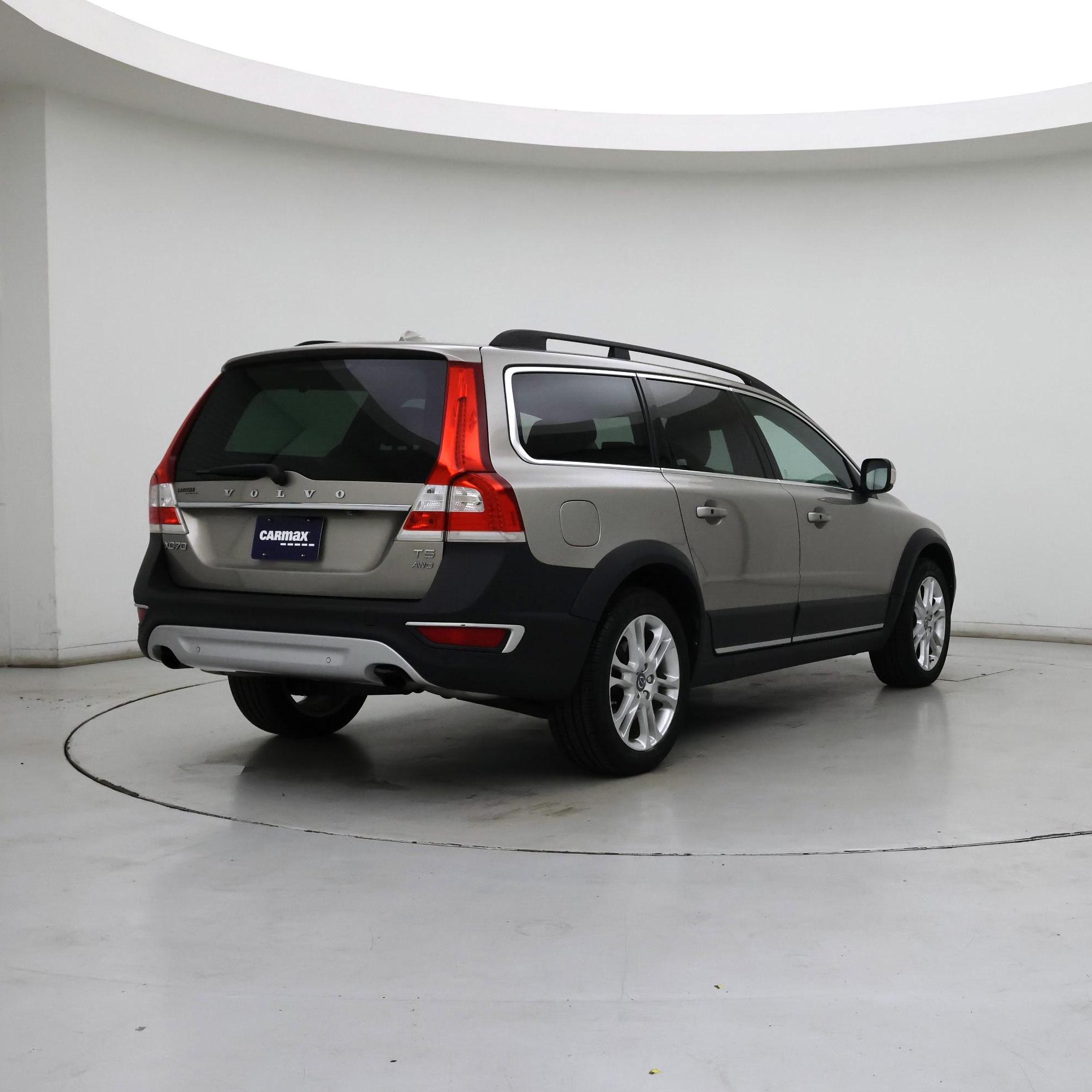 Thumbnail: 2016 Volvo XC70 - 8
