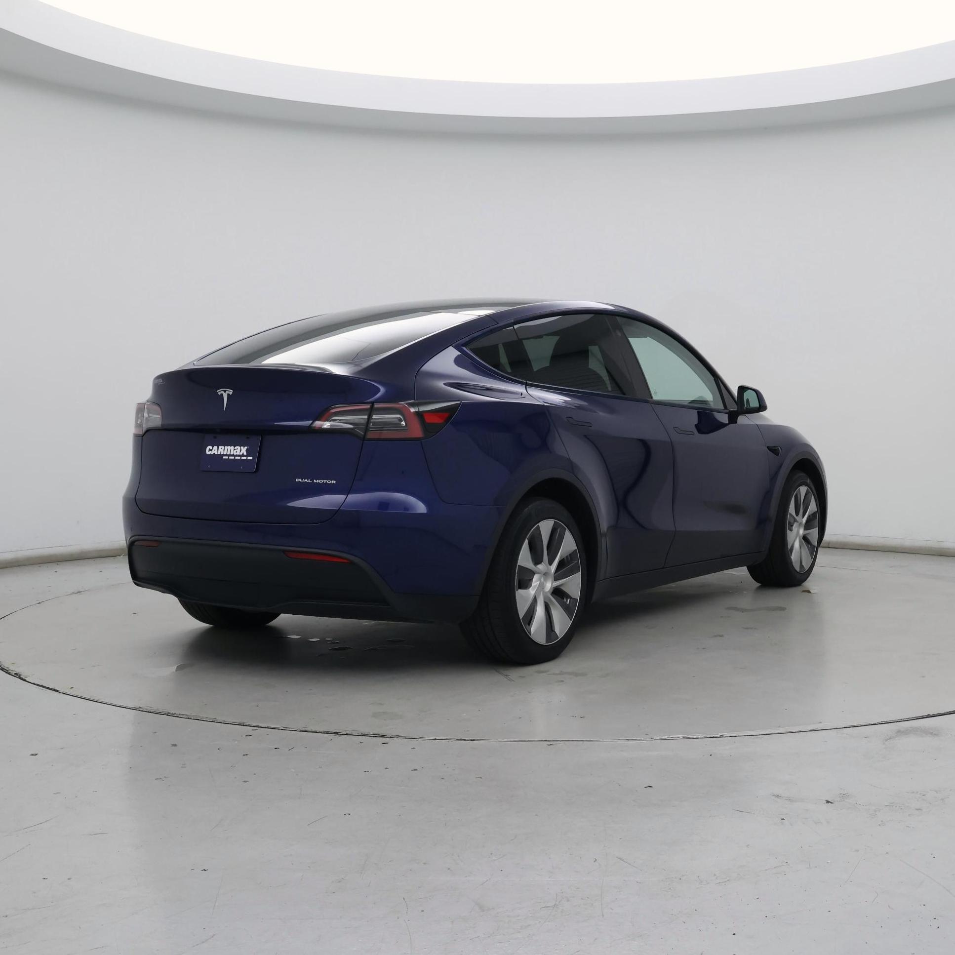 Thumbnail: 2022 Tesla Model Y - 8