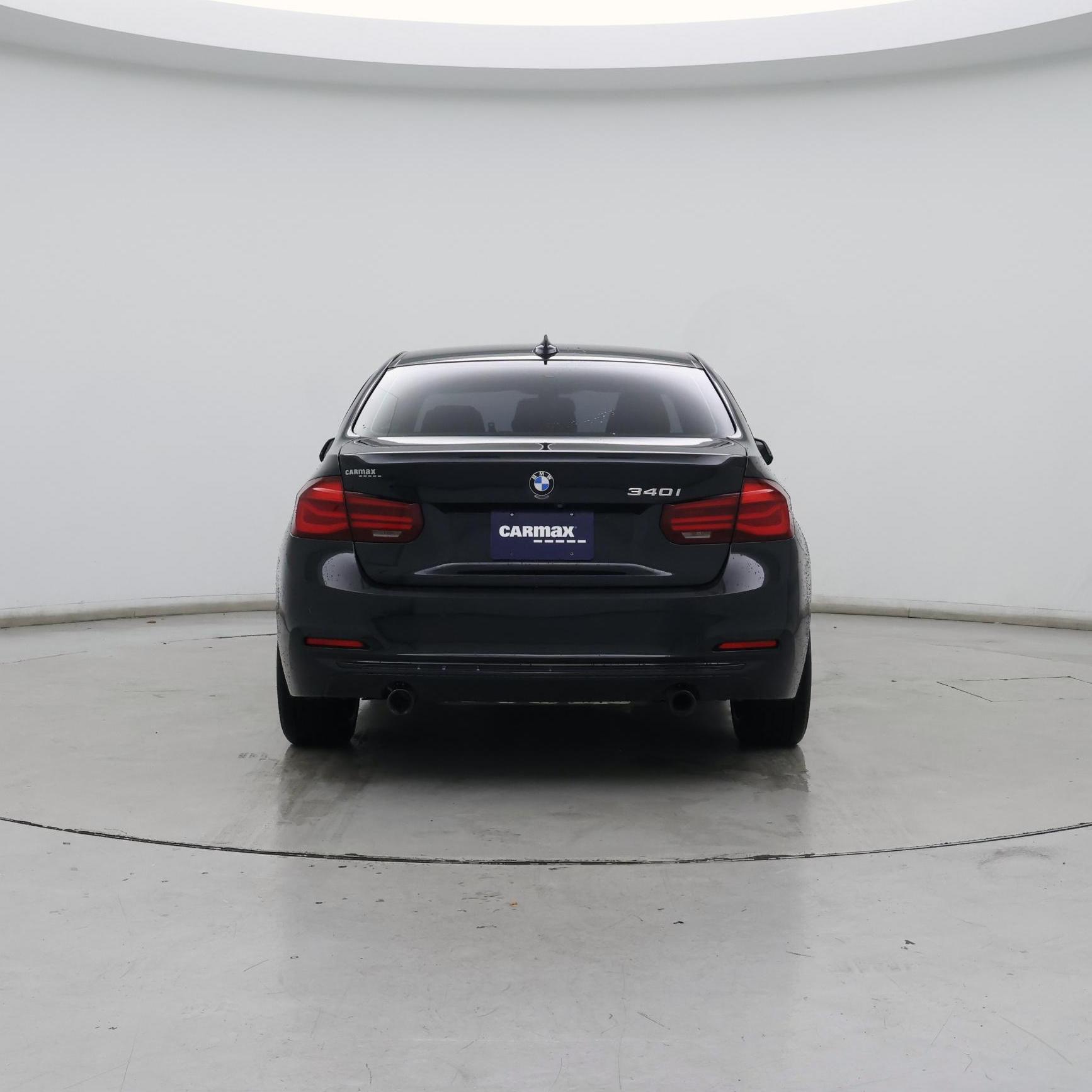 Thumbnail: 2018 BMW 3 Series - 6