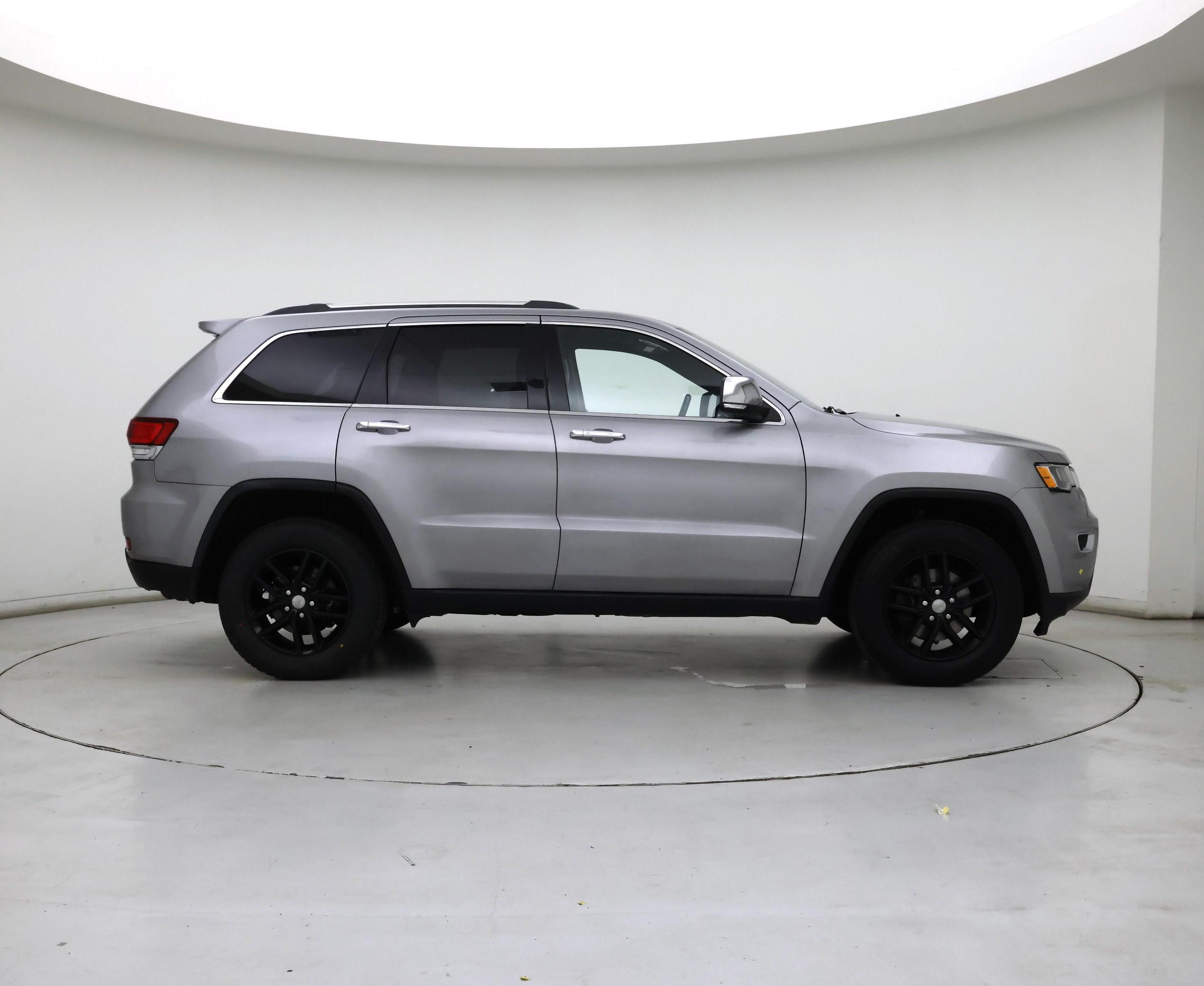 Thumbnail: 2018 Jeep Grand Cherokee - 7