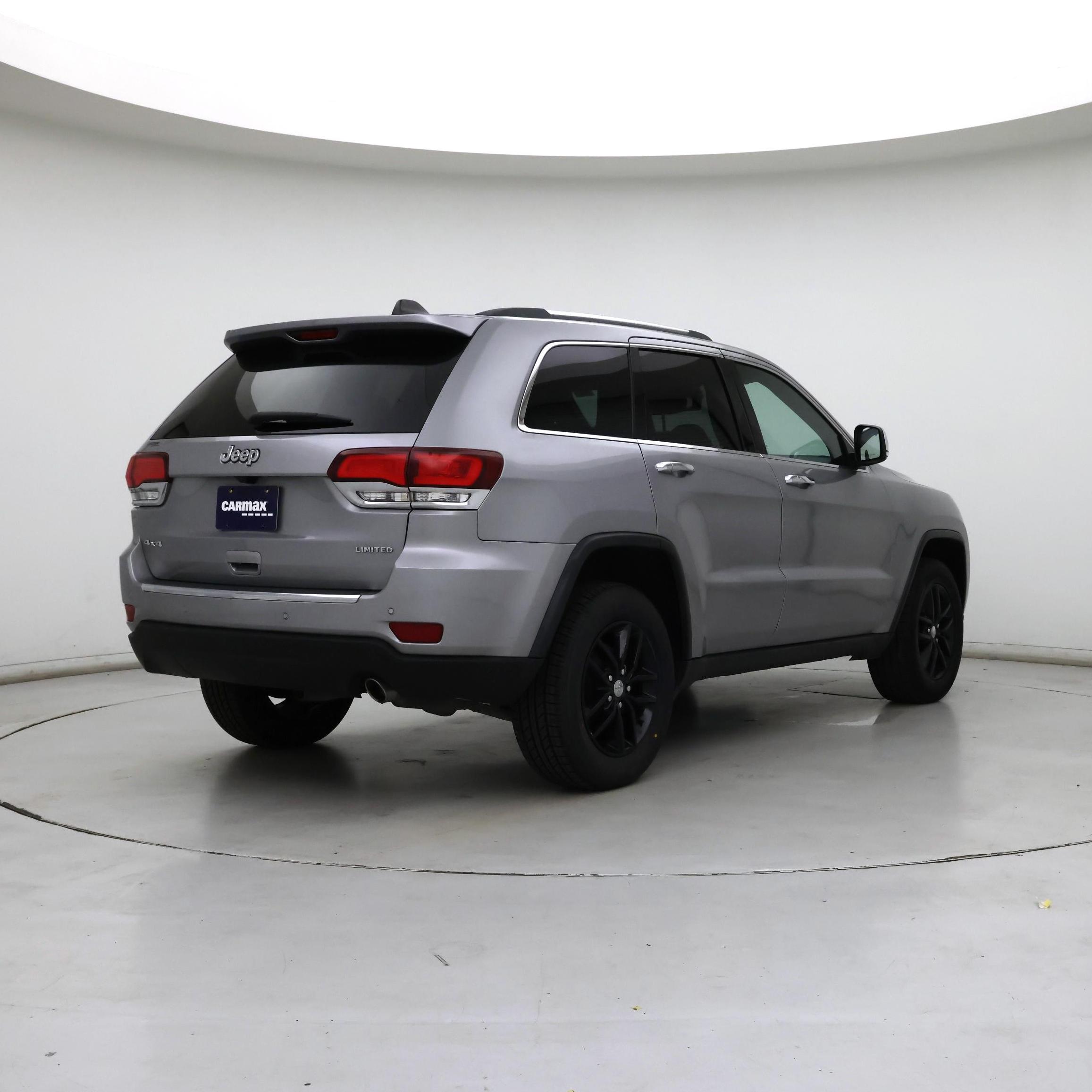 Thumbnail: 2018 Jeep Grand Cherokee - 8