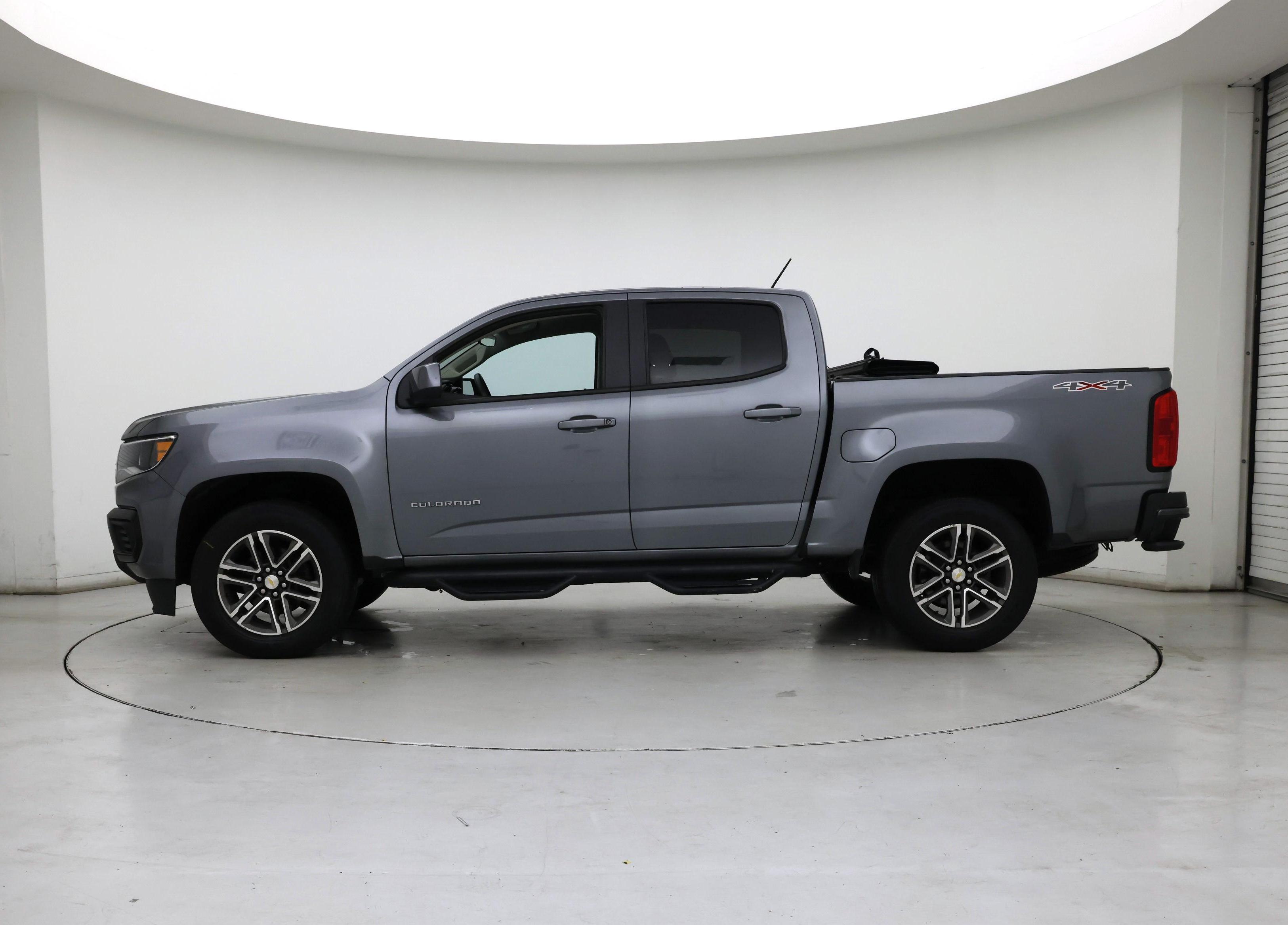 Thumbnail: 2021 Chevrolet Colorado - 3