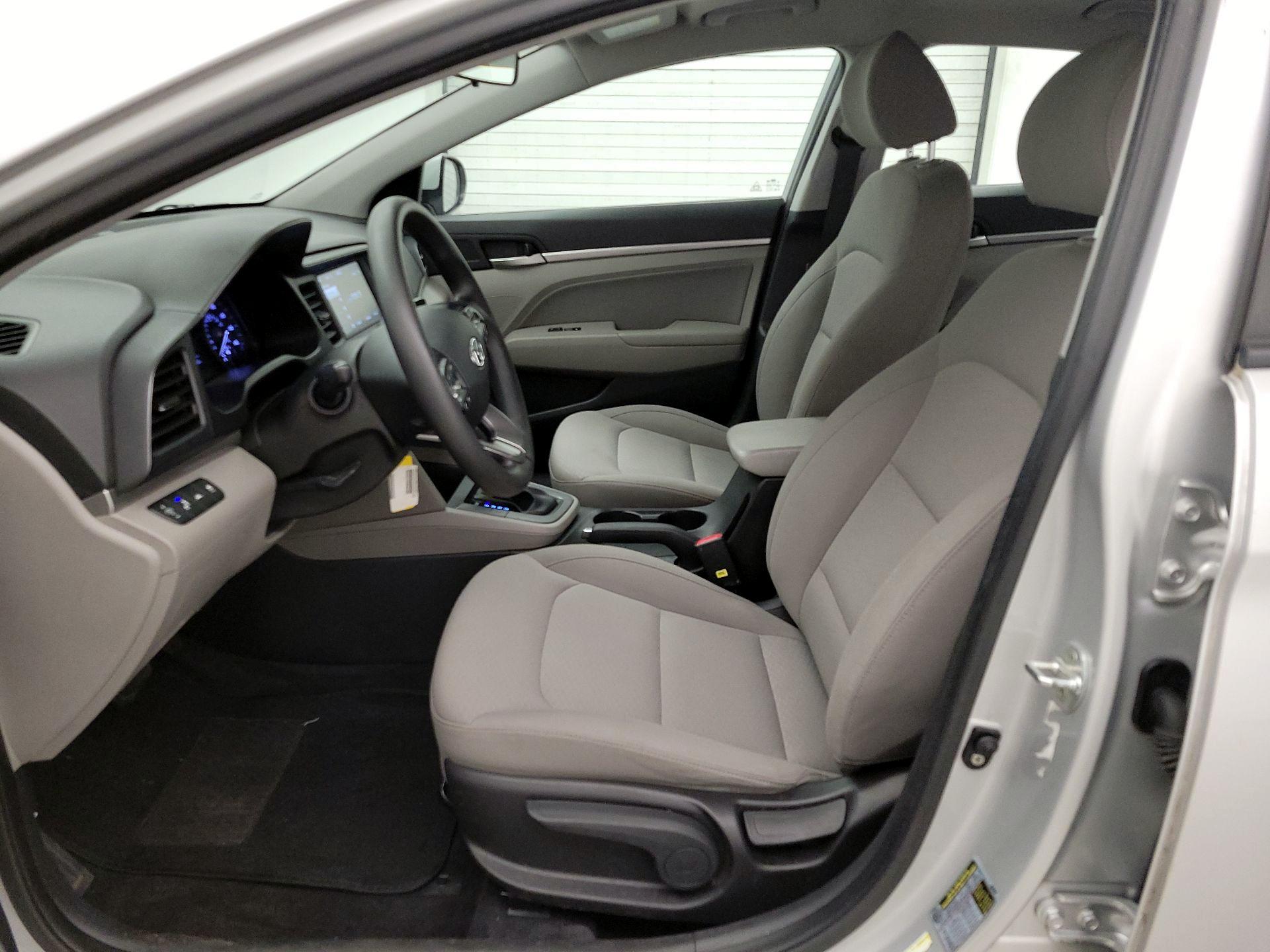 Thumbnail: 2019 Hyundai Elantra - 11