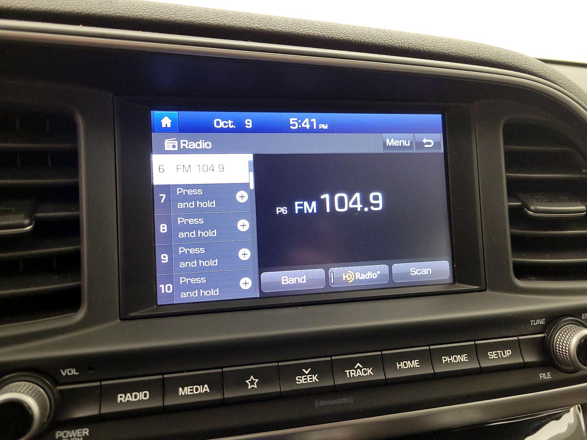 Thumbnail: 2019 Hyundai Elantra - 15
