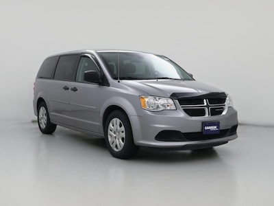 Gray 2019 Dodge Grand Caravan SE