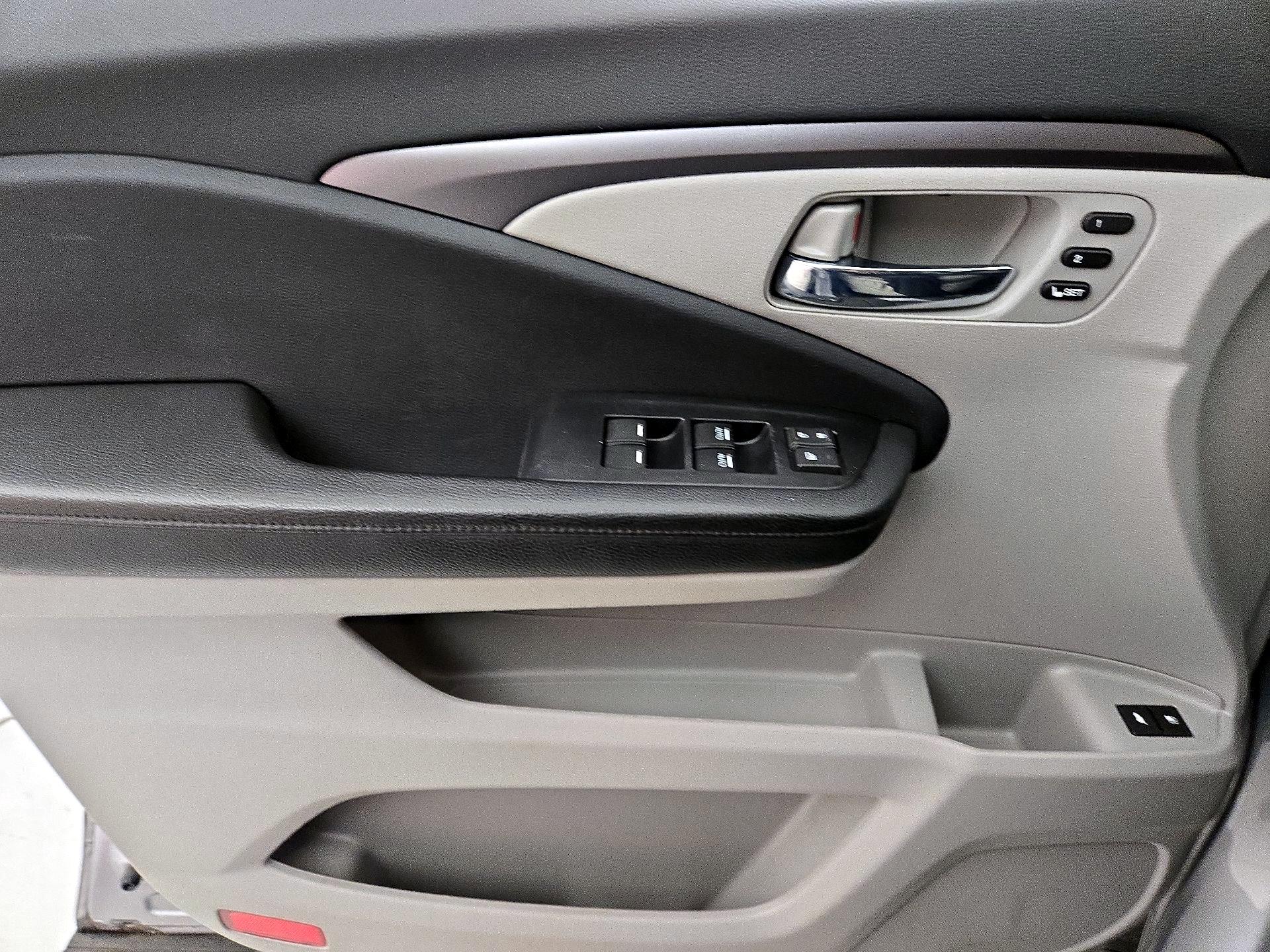 Thumbnail: 2021 Honda Pilot - 12