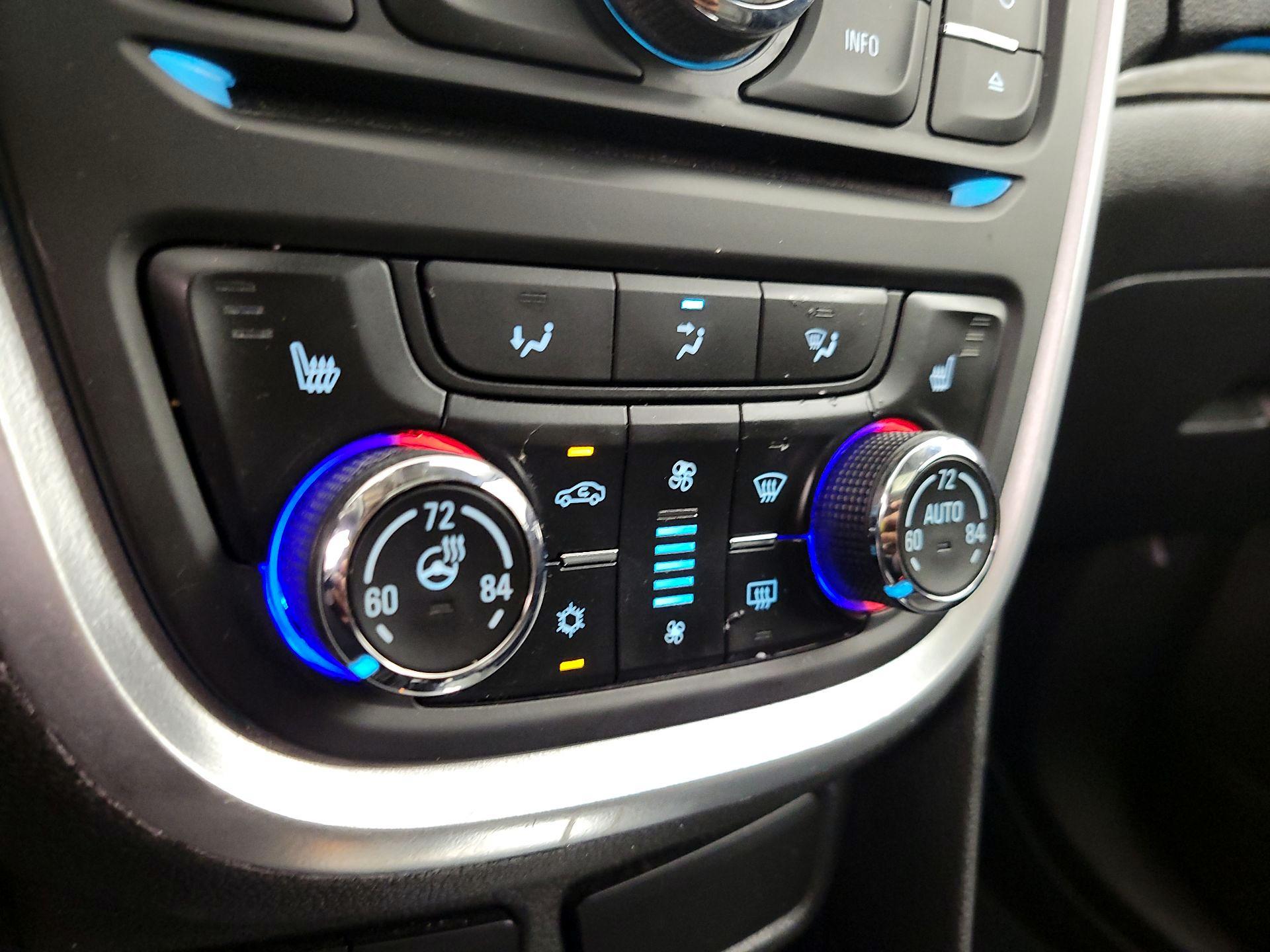 Thumbnail: 2015 Buick Encore - 16