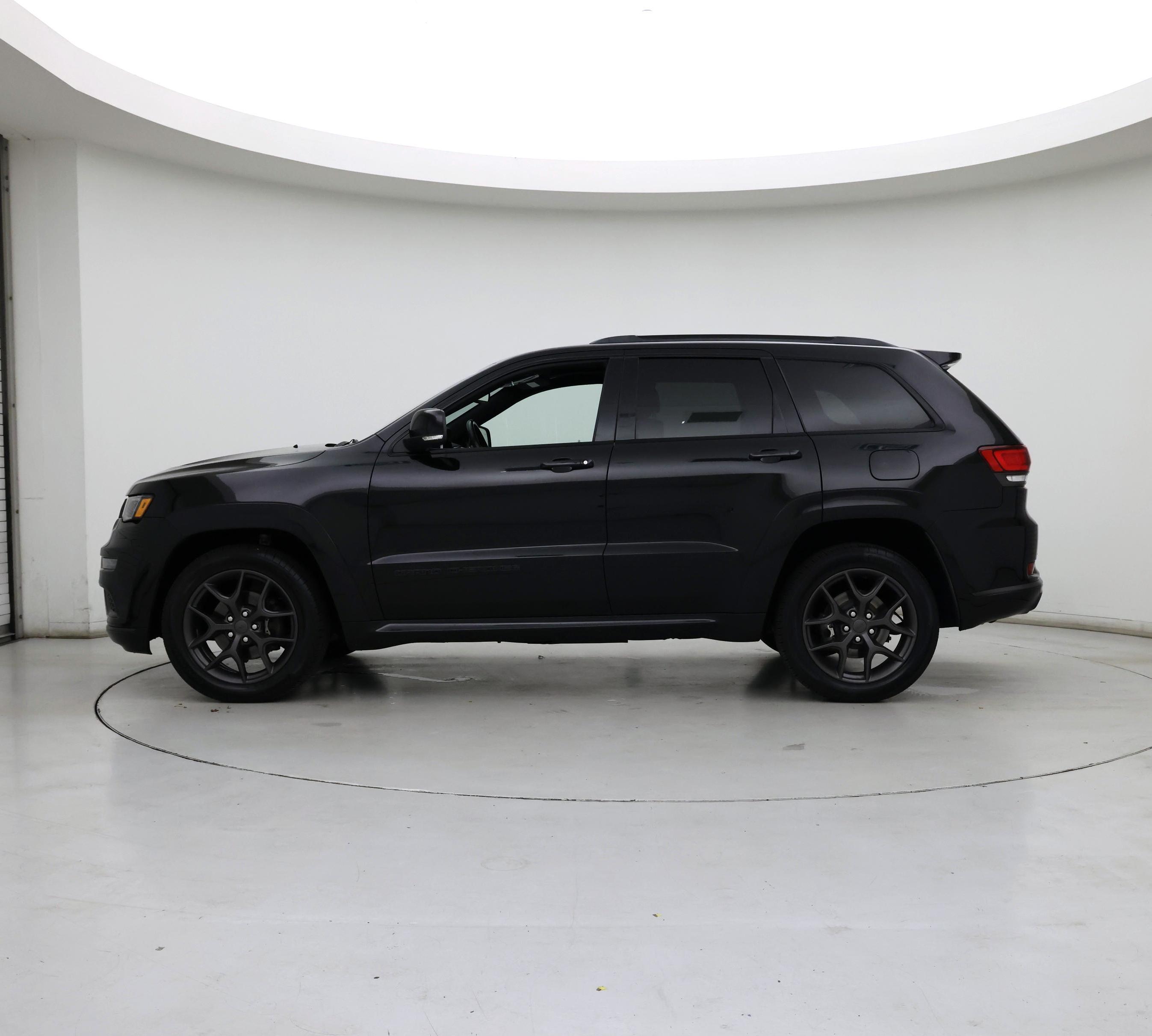 Thumbnail: 2020 Jeep Grand Cherokee - 3