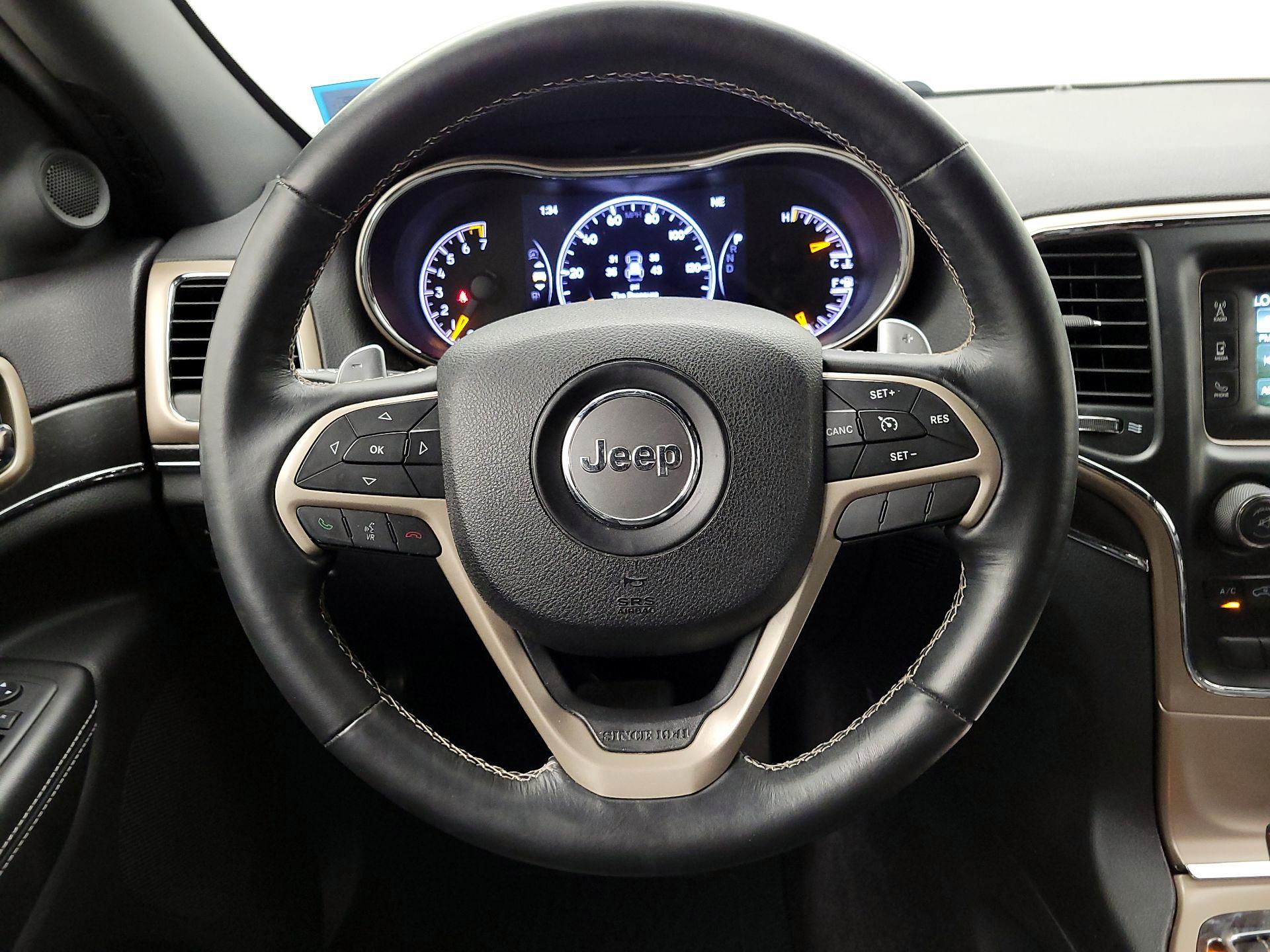 Thumbnail: 2016 Jeep Grand Cherokee - 10