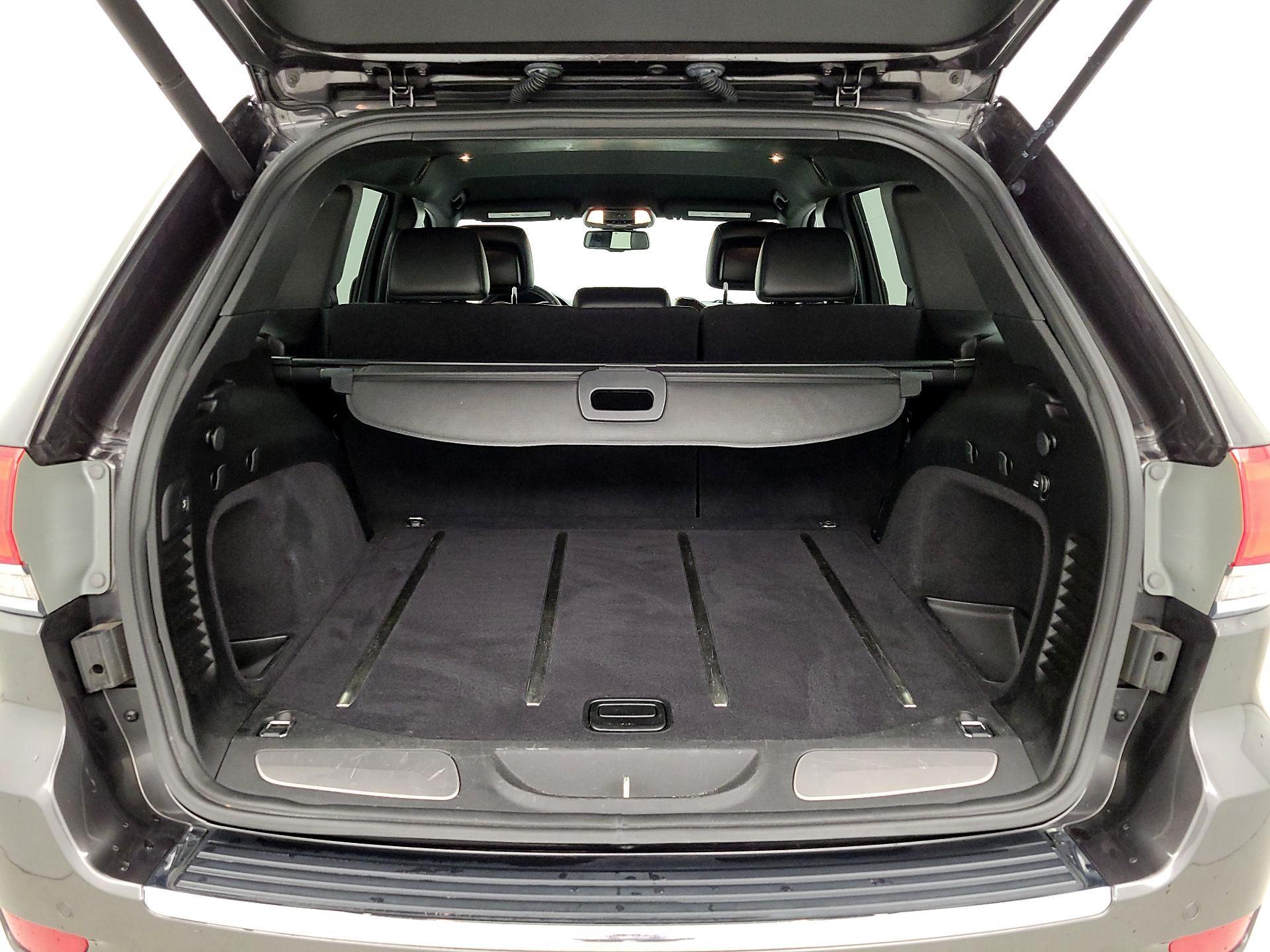 Thumbnail: 2016 Jeep Grand Cherokee - 20