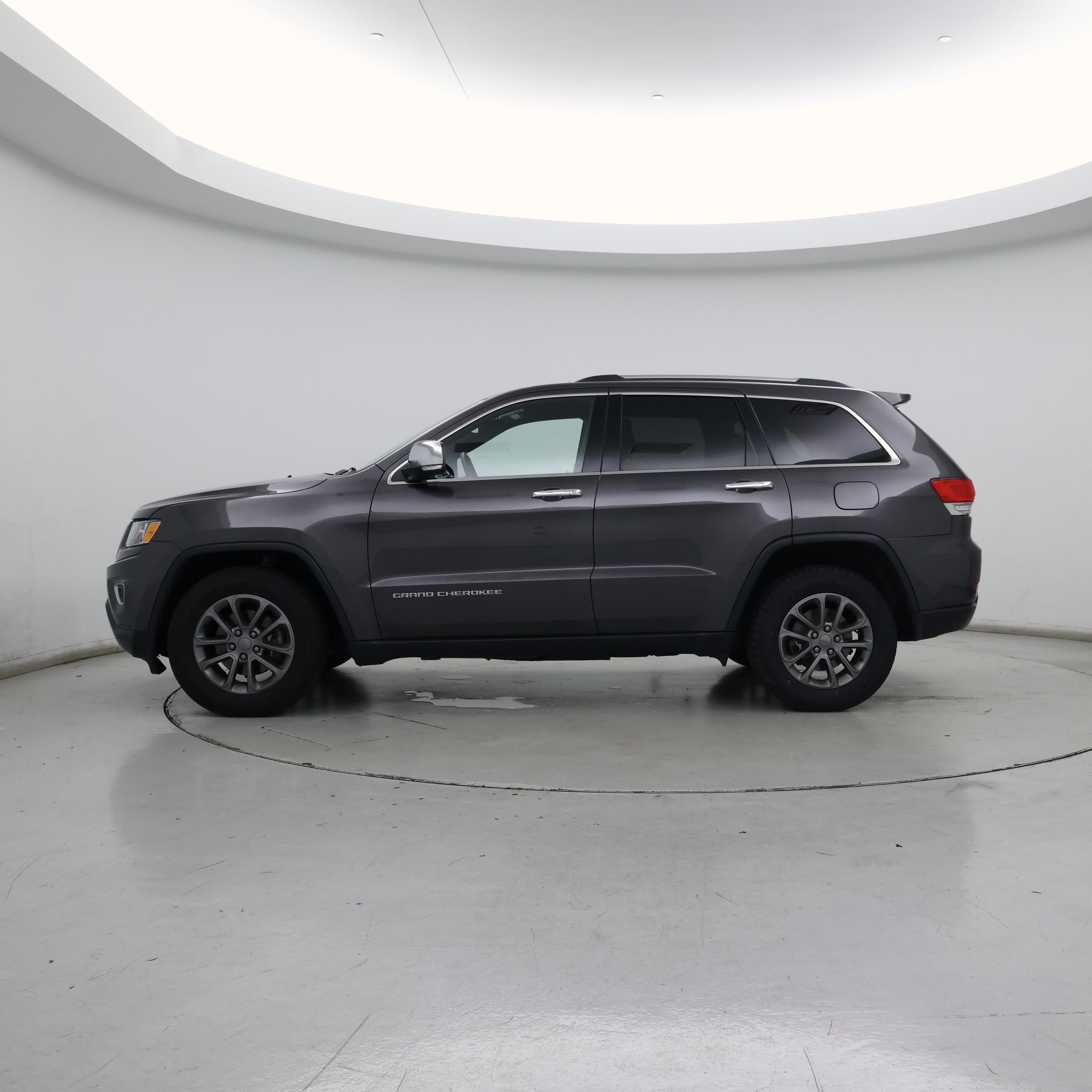 Thumbnail: 2016 Jeep Grand Cherokee - 3