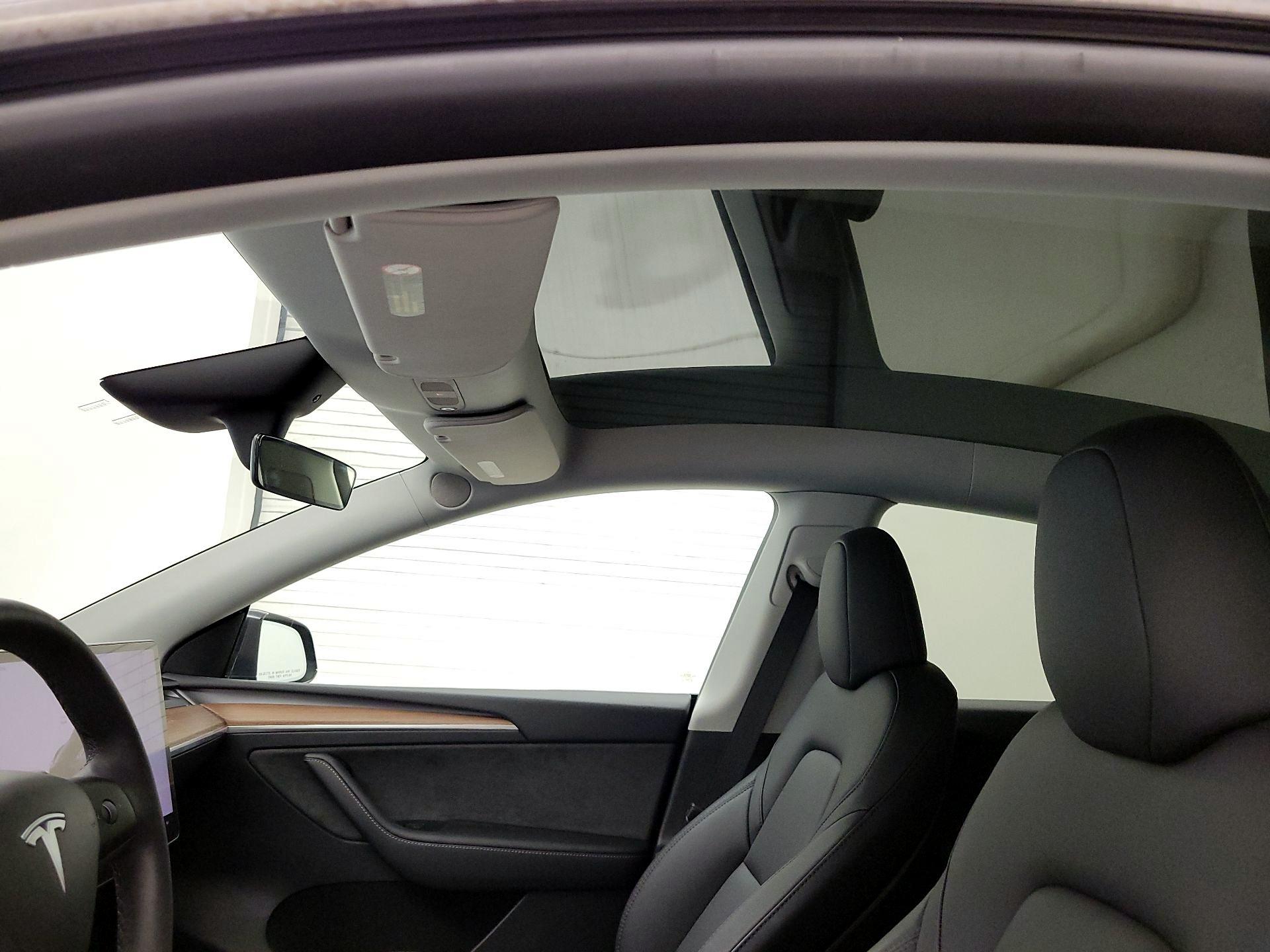 Thumbnail: 2024 Tesla Model Y - 18