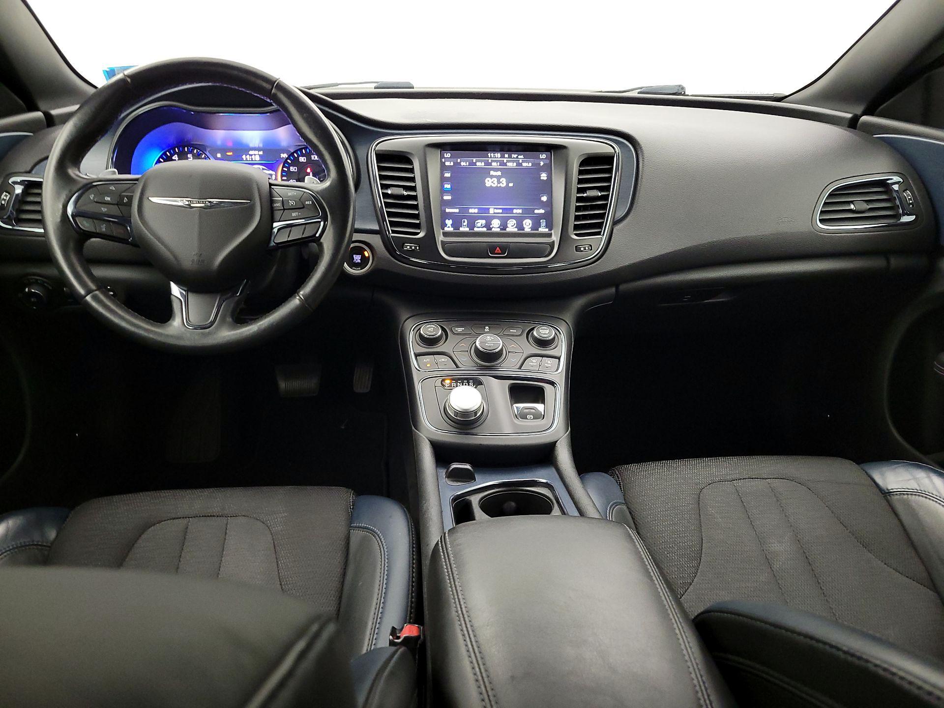 Thumbnail: 2015 Chrysler 200 - 9