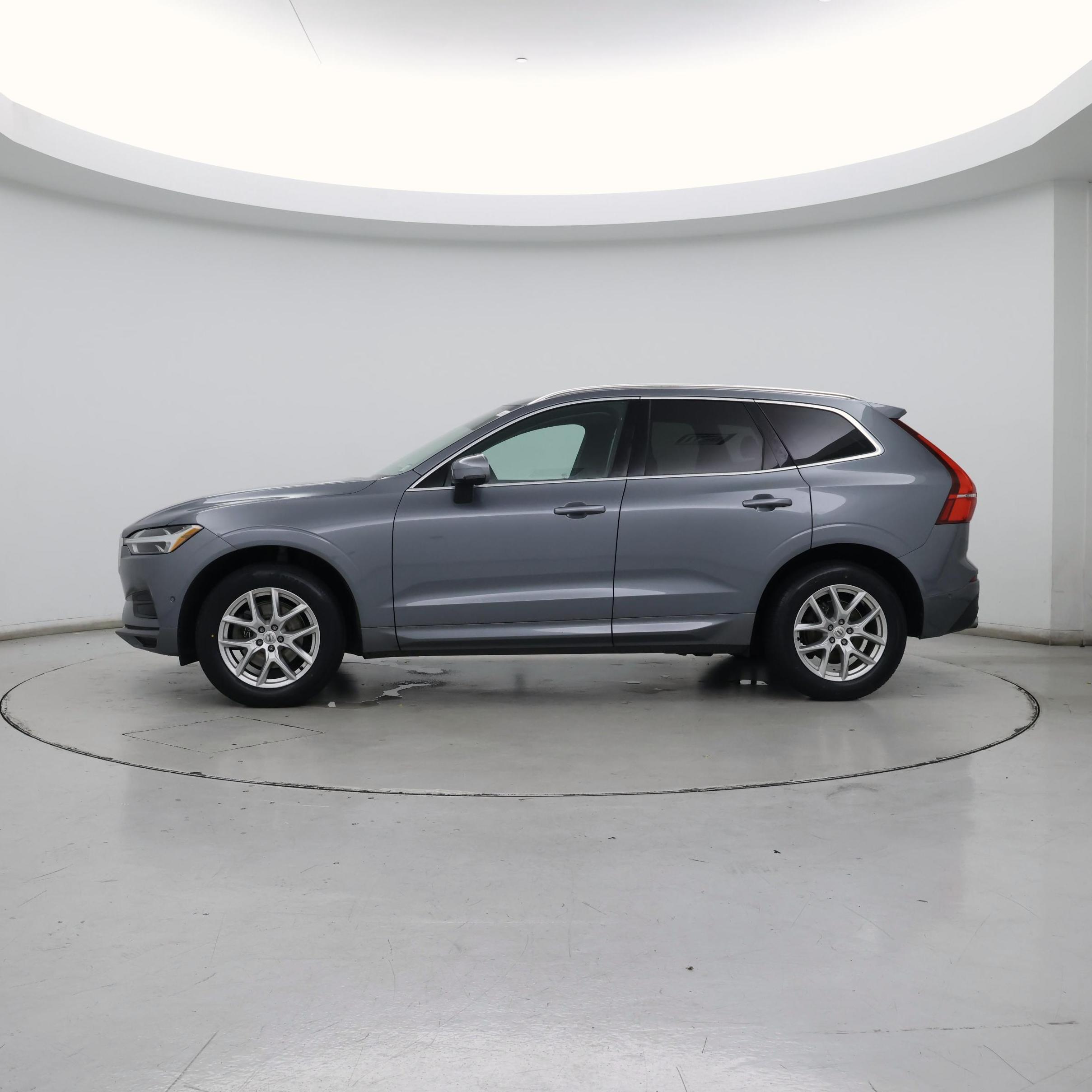 Thumbnail: 2018 Volvo XC60 - 3