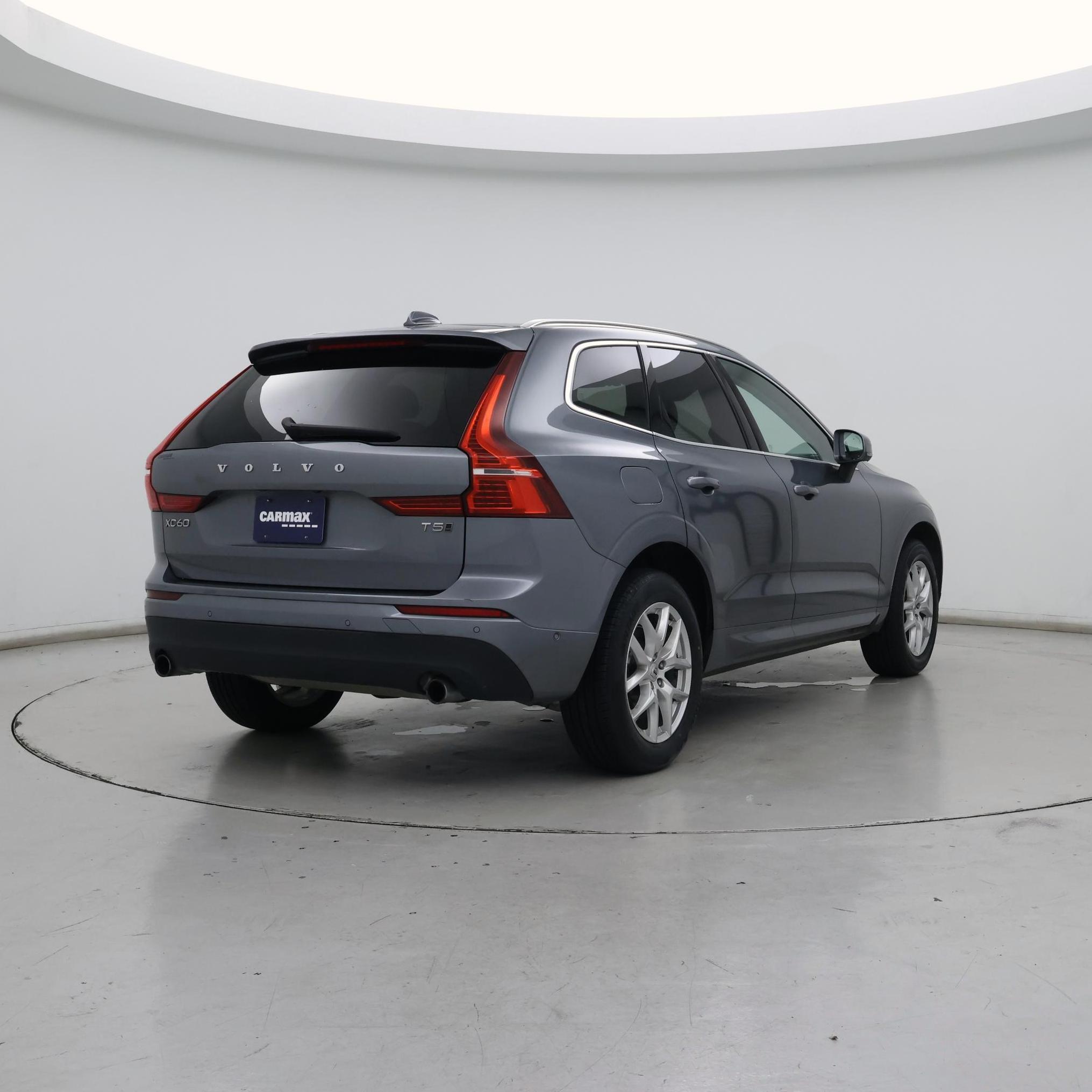 Thumbnail: 2018 Volvo XC60 - 8