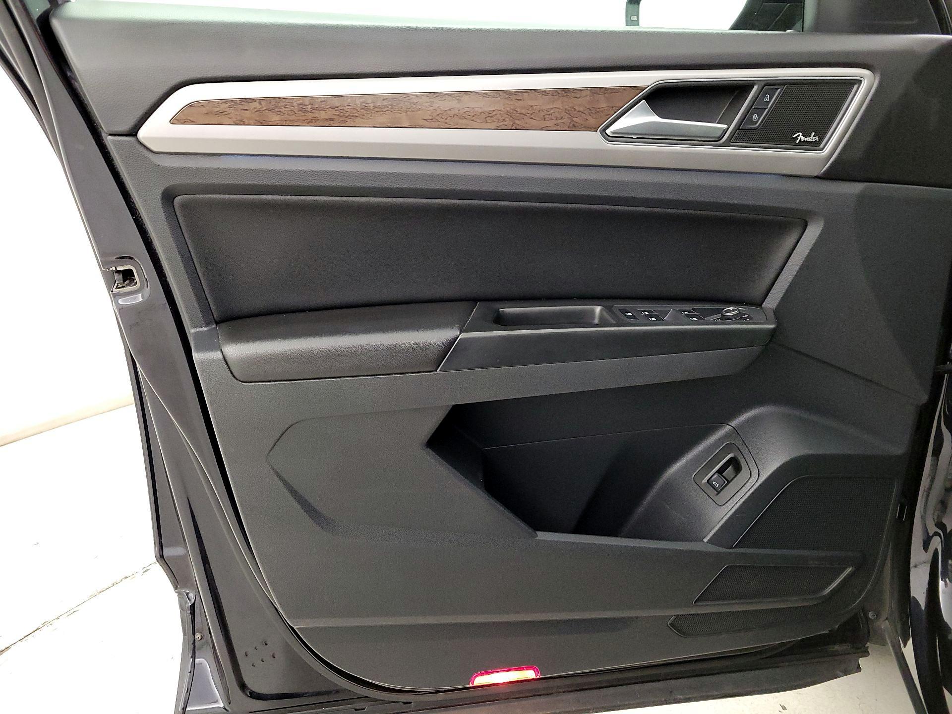 Thumbnail: 2018 Volkswagen Atlas - 12