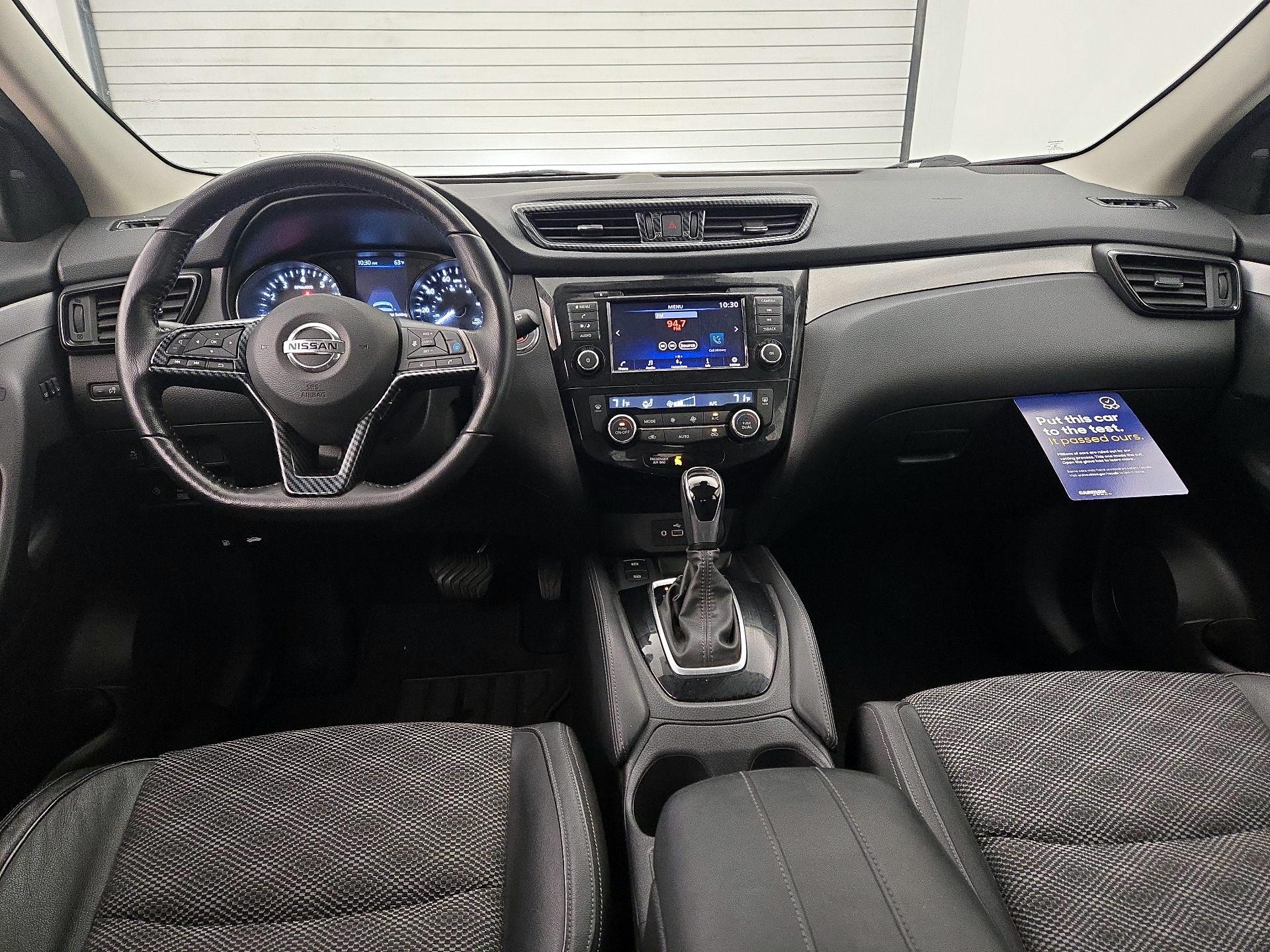 Thumbnail: 2020 Nissan Rogue Sport - 9
