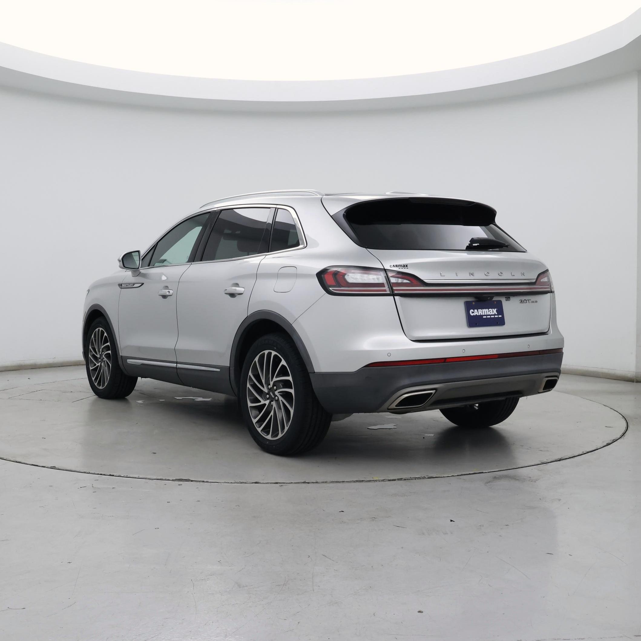 Thumbnail: 2019 Lincoln Nautilus - 2