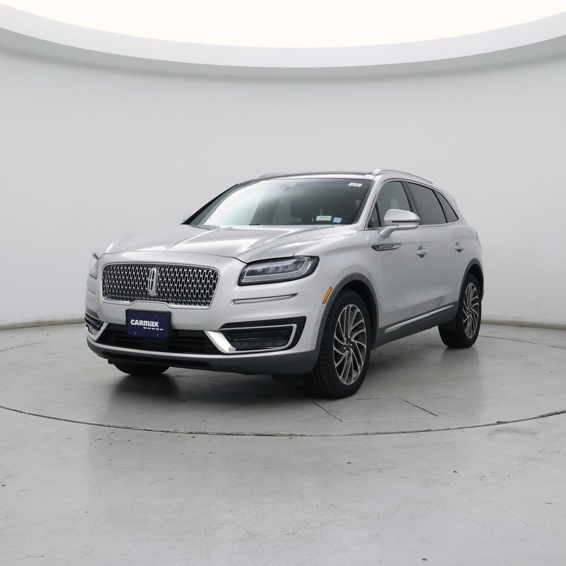 Thumbnail: 2019 Lincoln Nautilus - 4