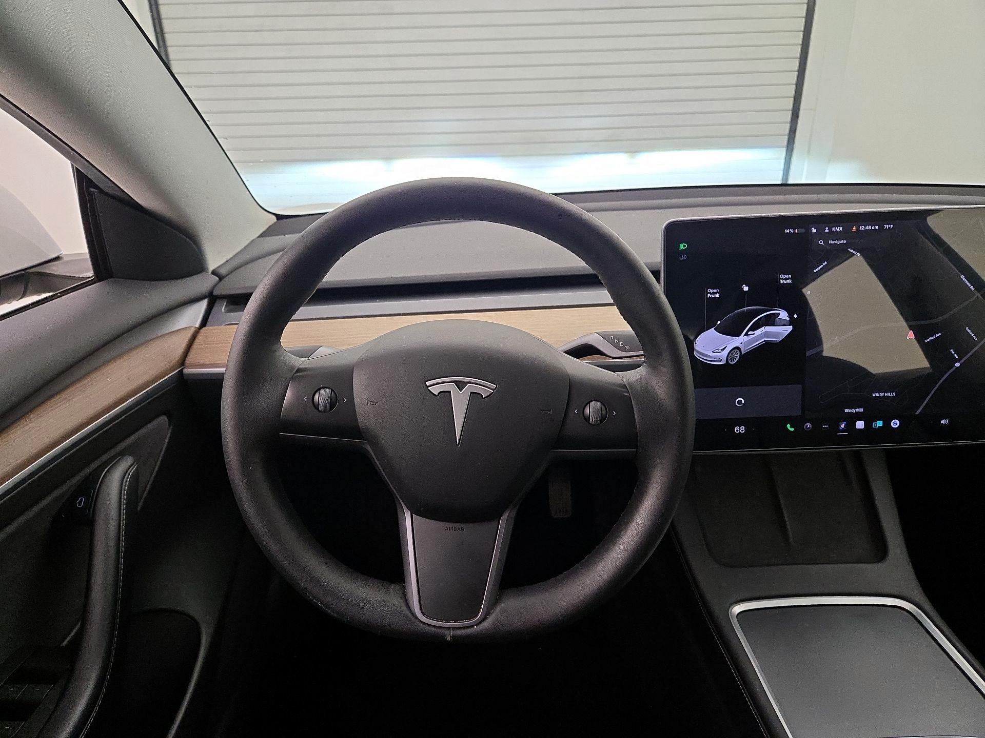 Thumbnail: 2021 Tesla Model 3 - 10