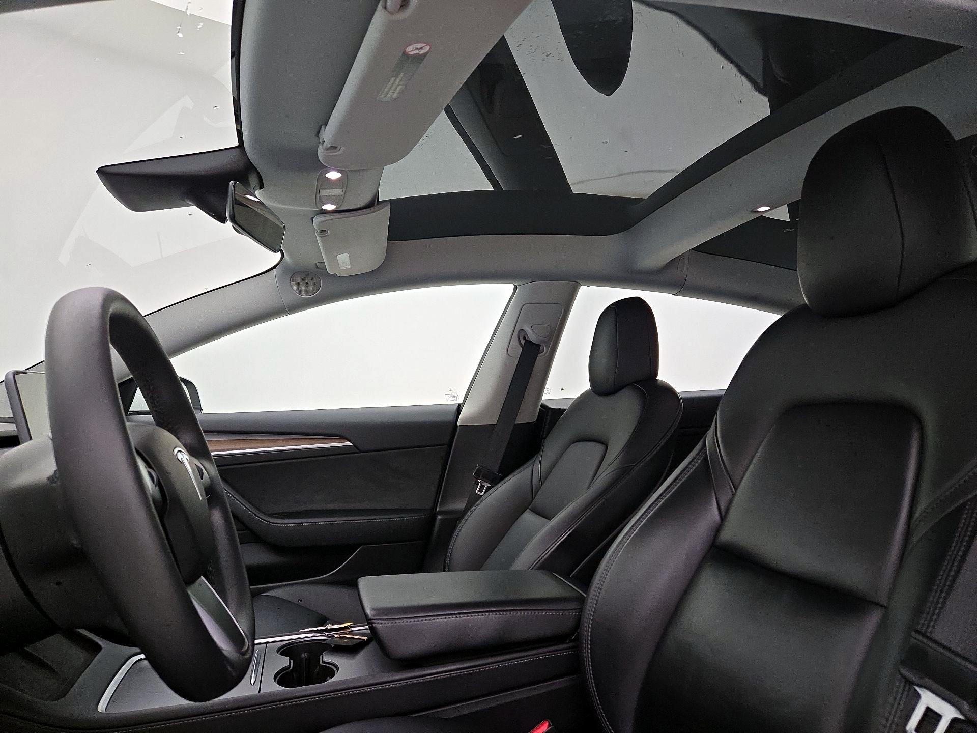 Thumbnail: 2021 Tesla Model 3 - 18