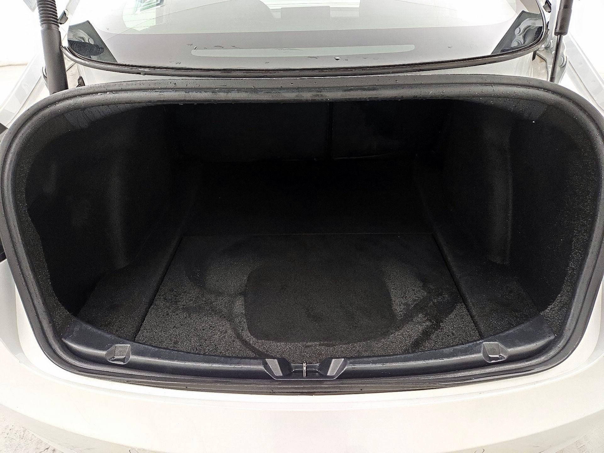 Thumbnail: 2021 Tesla Model 3 - 20
