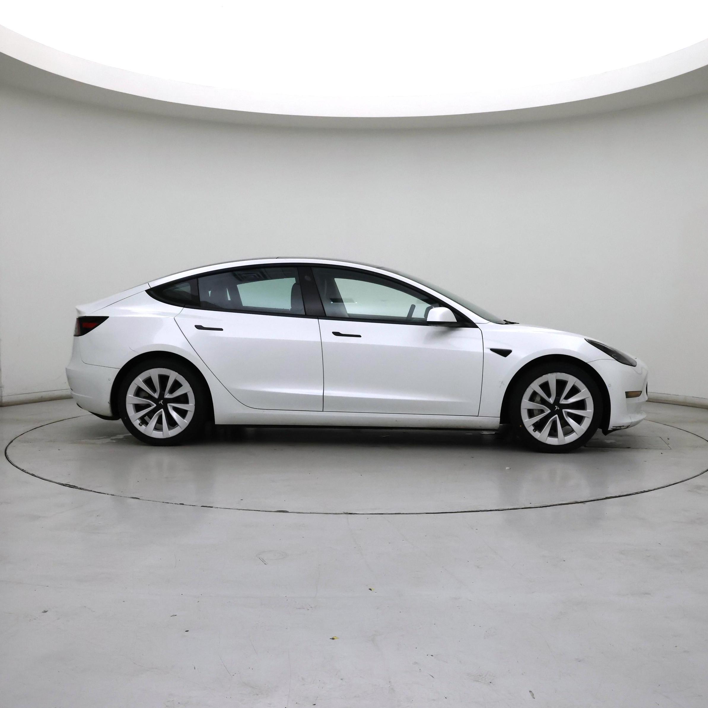 Thumbnail: 2021 Tesla Model 3 - 7