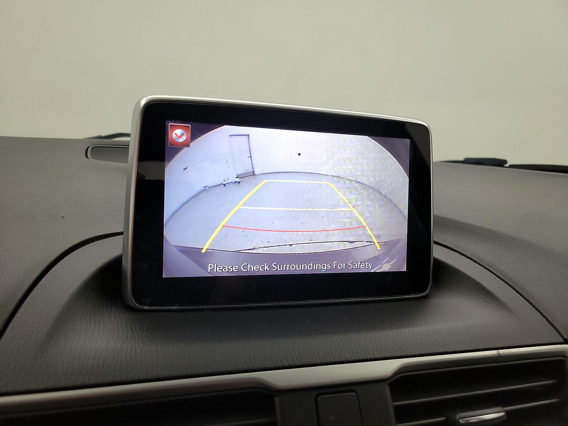 Thumbnail: 2016 Mazda Mazda3 - 14