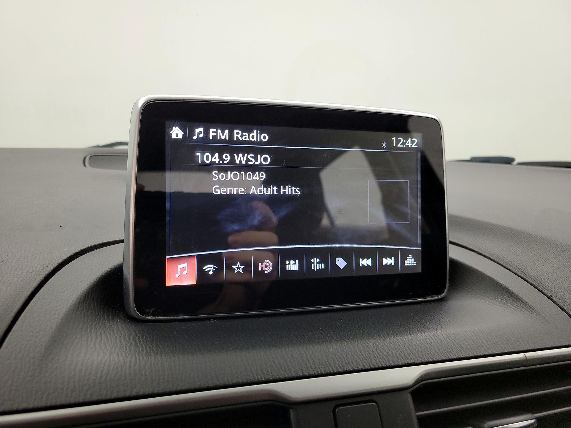 Thumbnail: 2016 Mazda Mazda3 - 15
