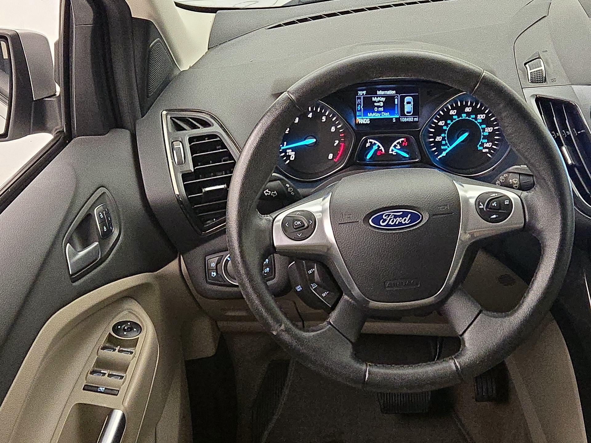Thumbnail: 2016 Ford Escape - 10