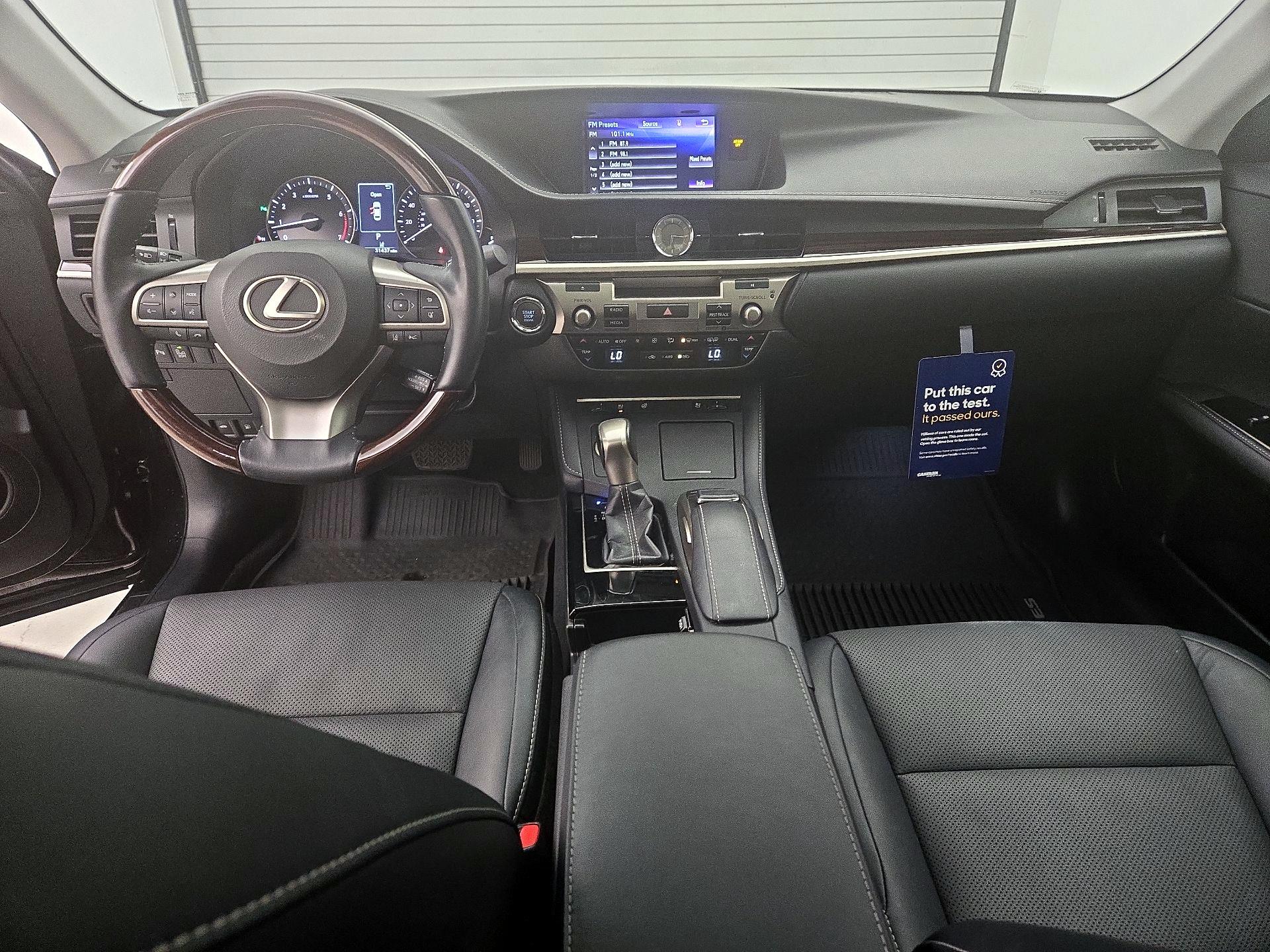 Thumbnail: 2018 Lexus ES - 9