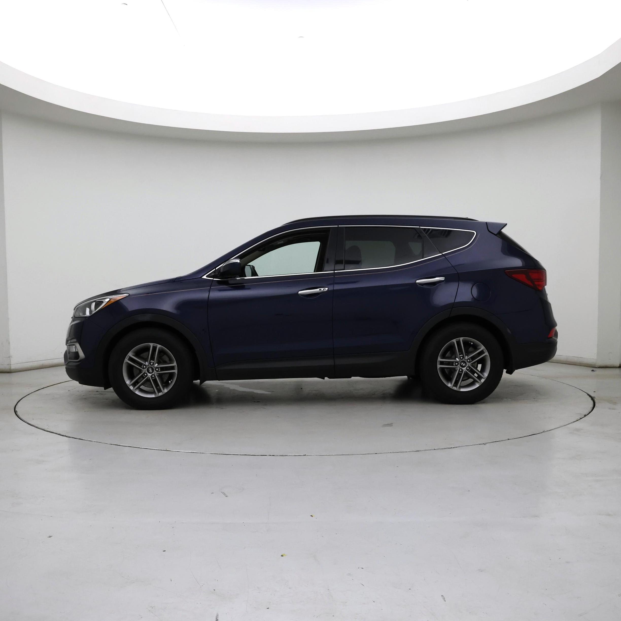 Thumbnail: 2018 Hyundai Santa Fe - 3