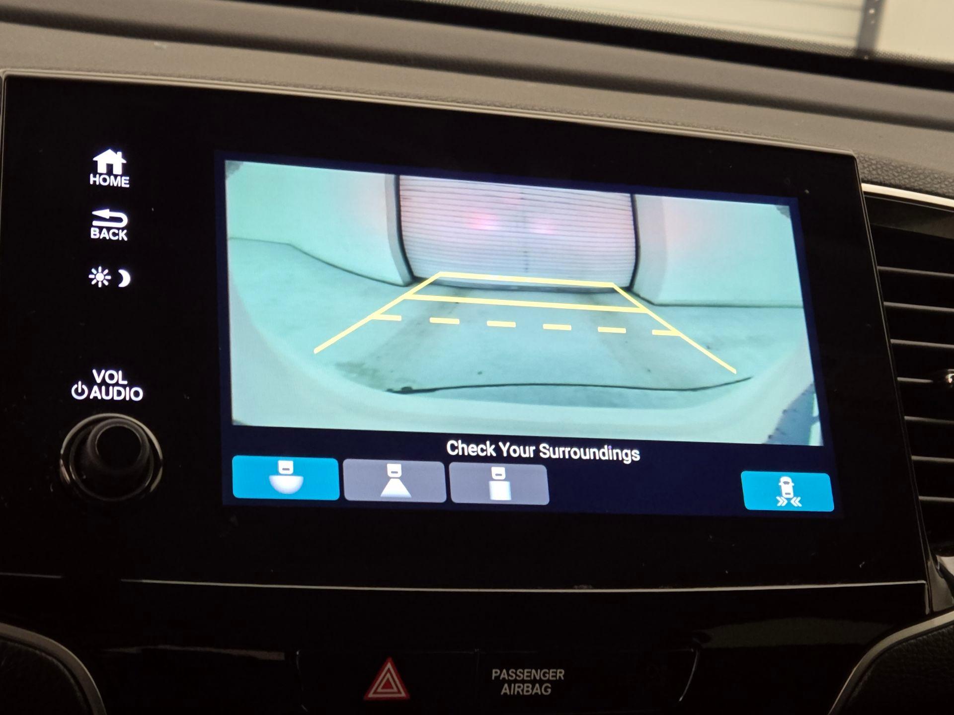 Thumbnail: 2019 Honda Pilot - 14