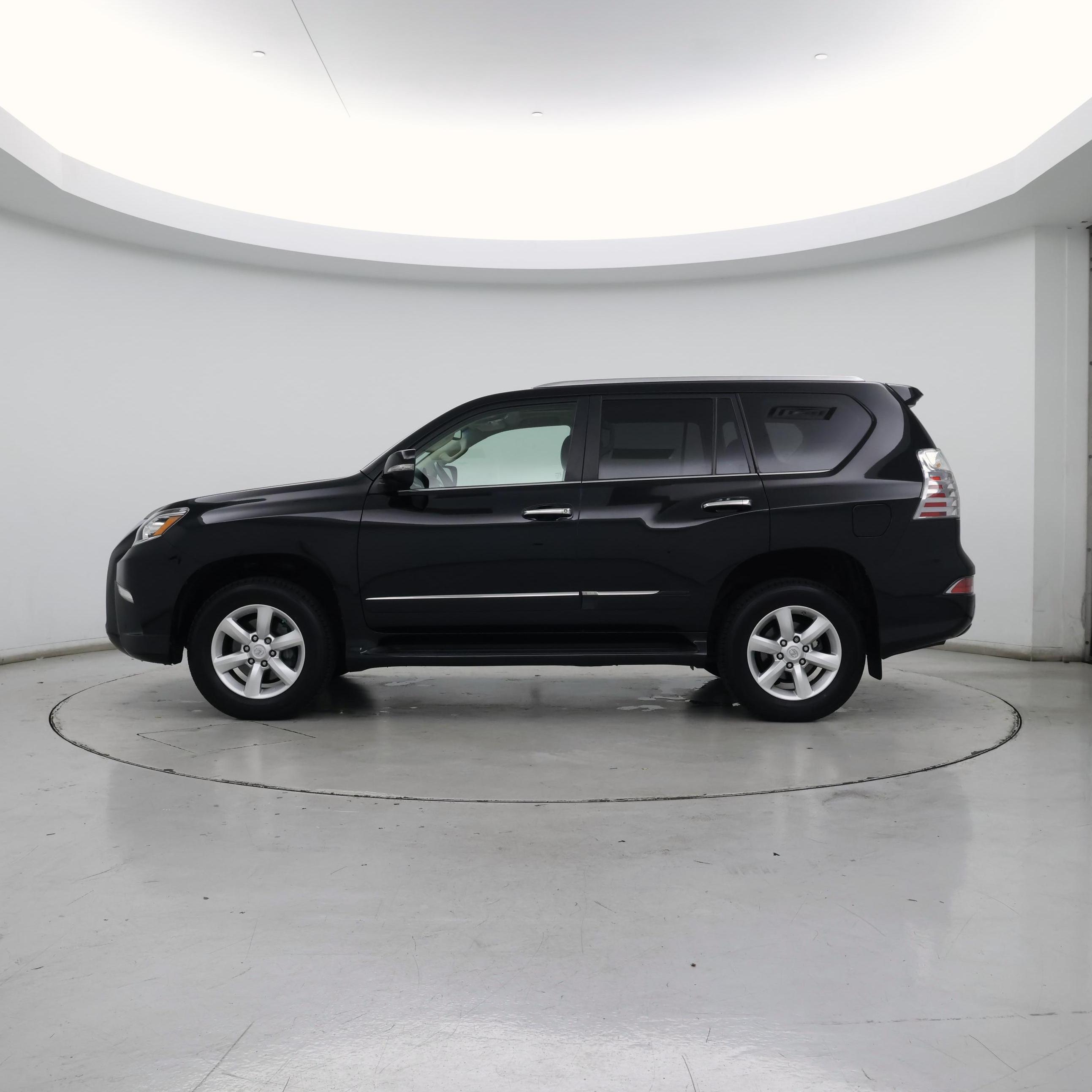 Thumbnail: 2018 Lexus GX - 3