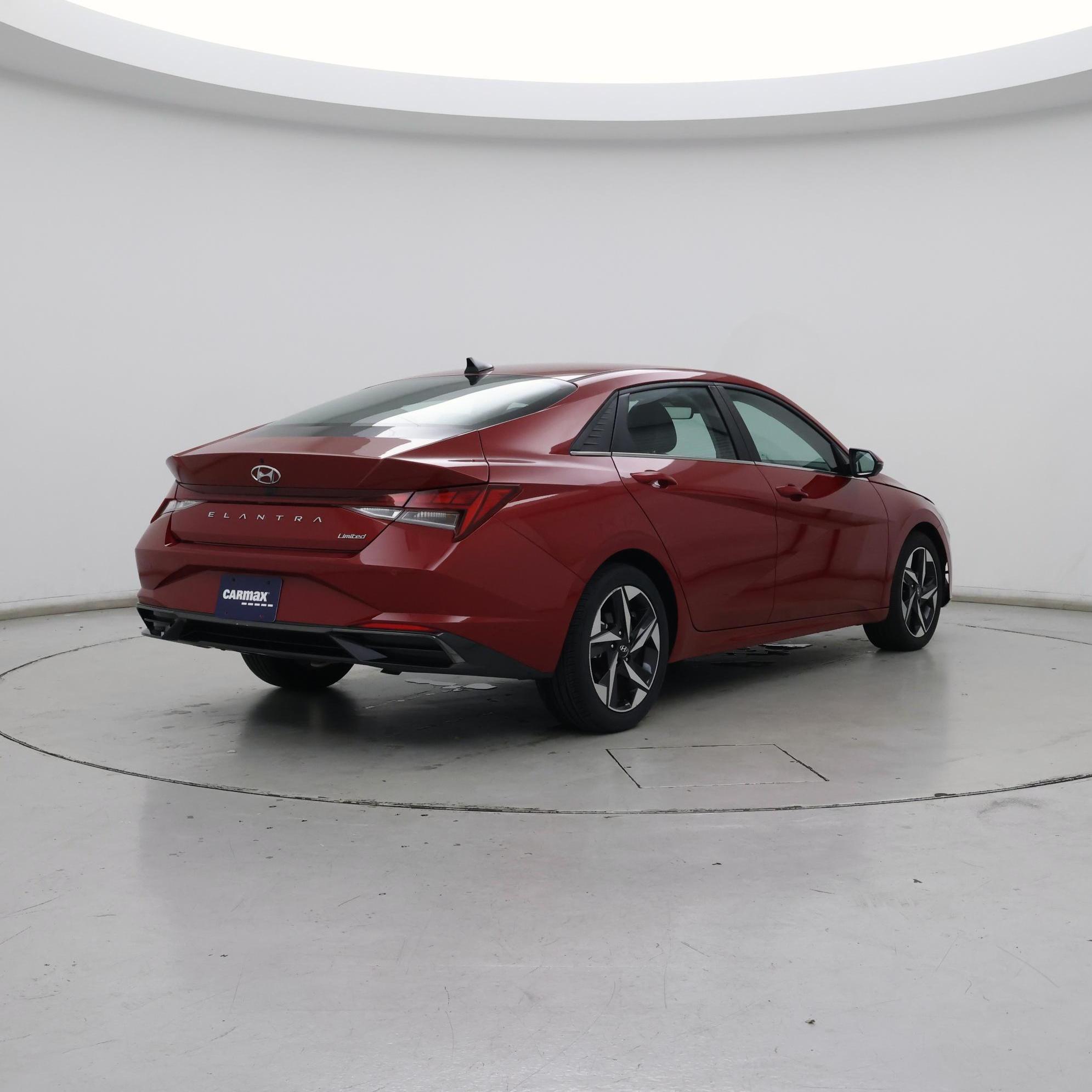 Thumbnail: 2022 Hyundai Elantra - 8