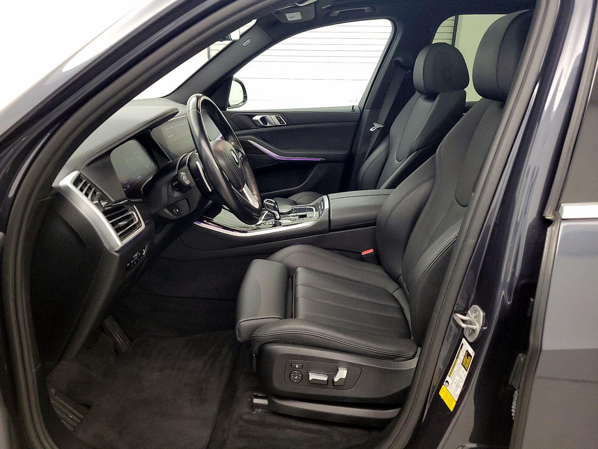 Thumbnail: 2021 BMW X5 - 11